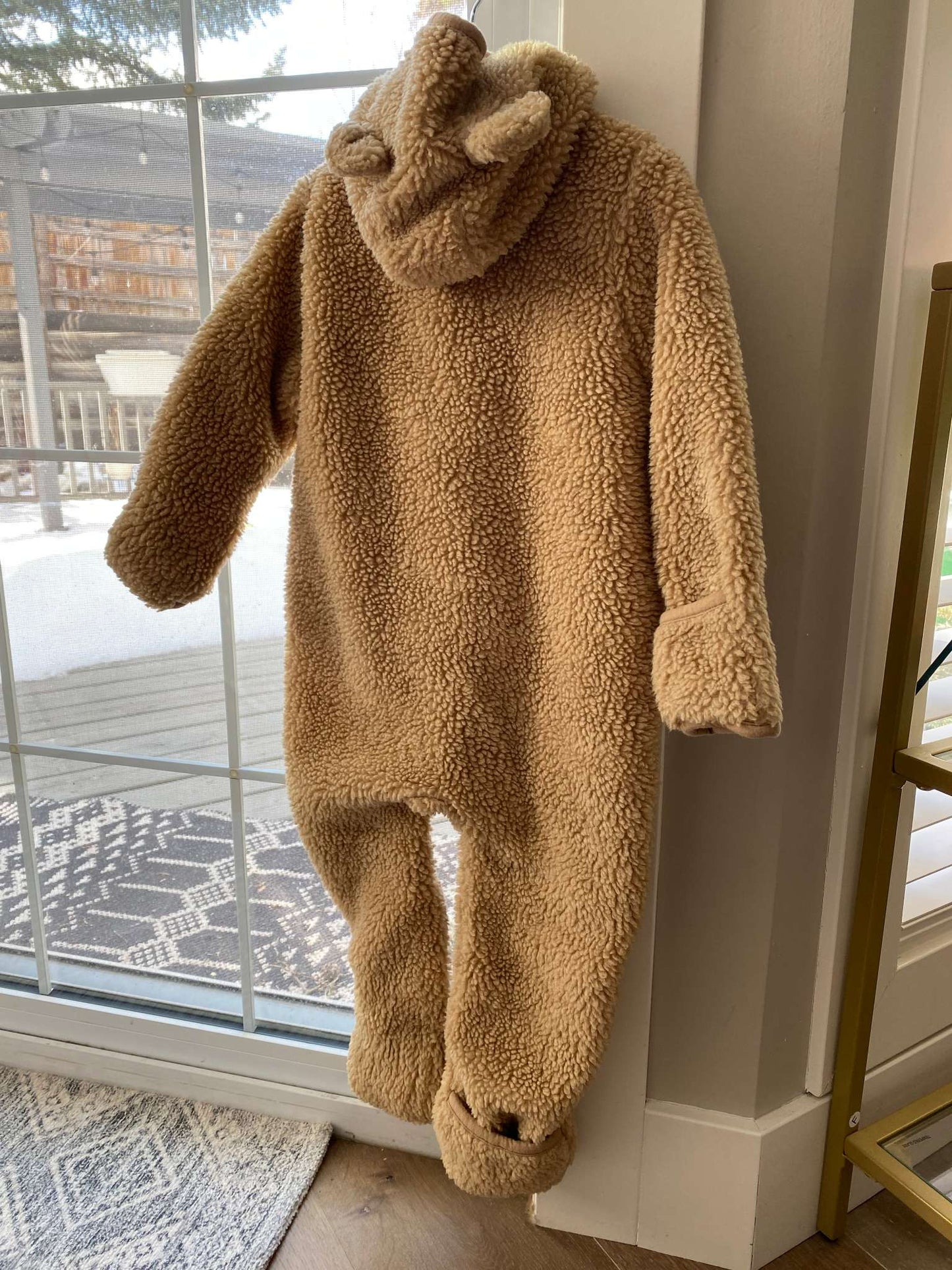 Sherpa Teddy Outerwear Onesie Retail $60, Kids 24 Month (18-24M)
