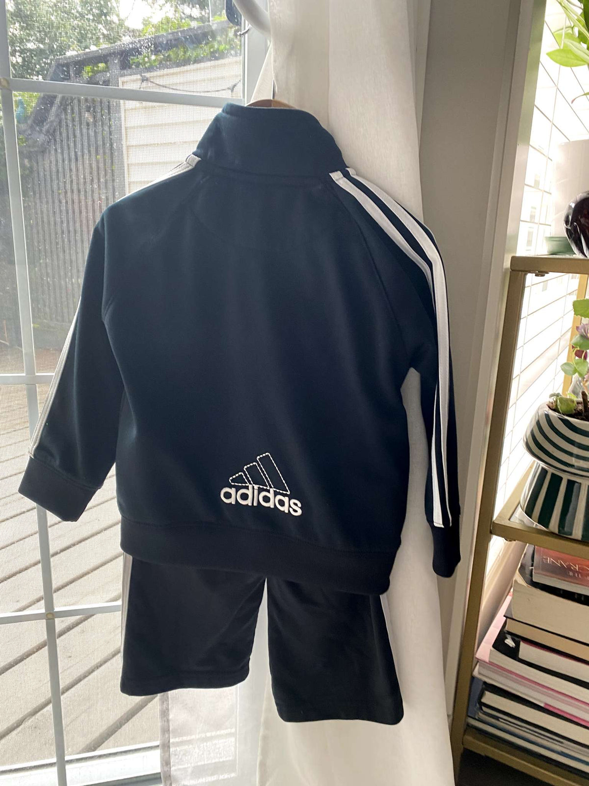 Adidas Originals Tracksuit 24 Months , Kids 24 Month (18-24M)