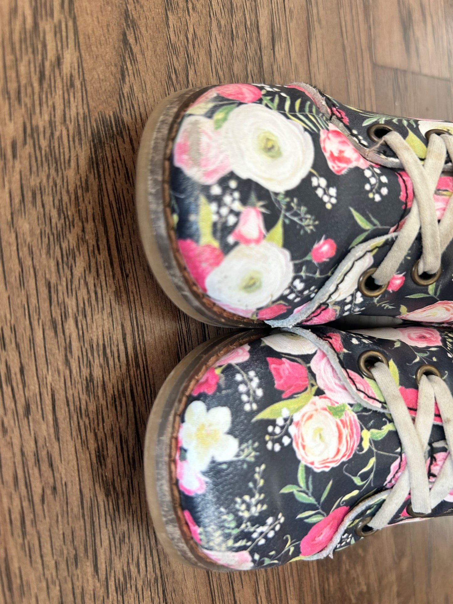 Floral Boots - Size 7 Toddler, Shoes 7 (Walkers:12-24 mth)