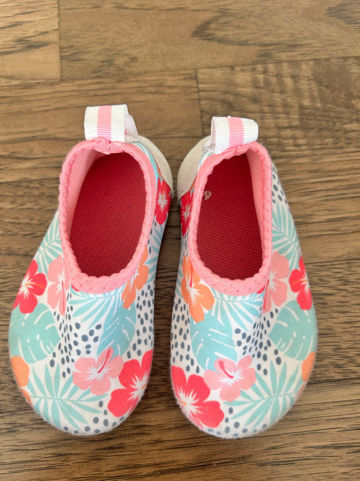 Robeez water shoes - size 5 Toddler, Shoes 5 (Walkers:12-24 mth)