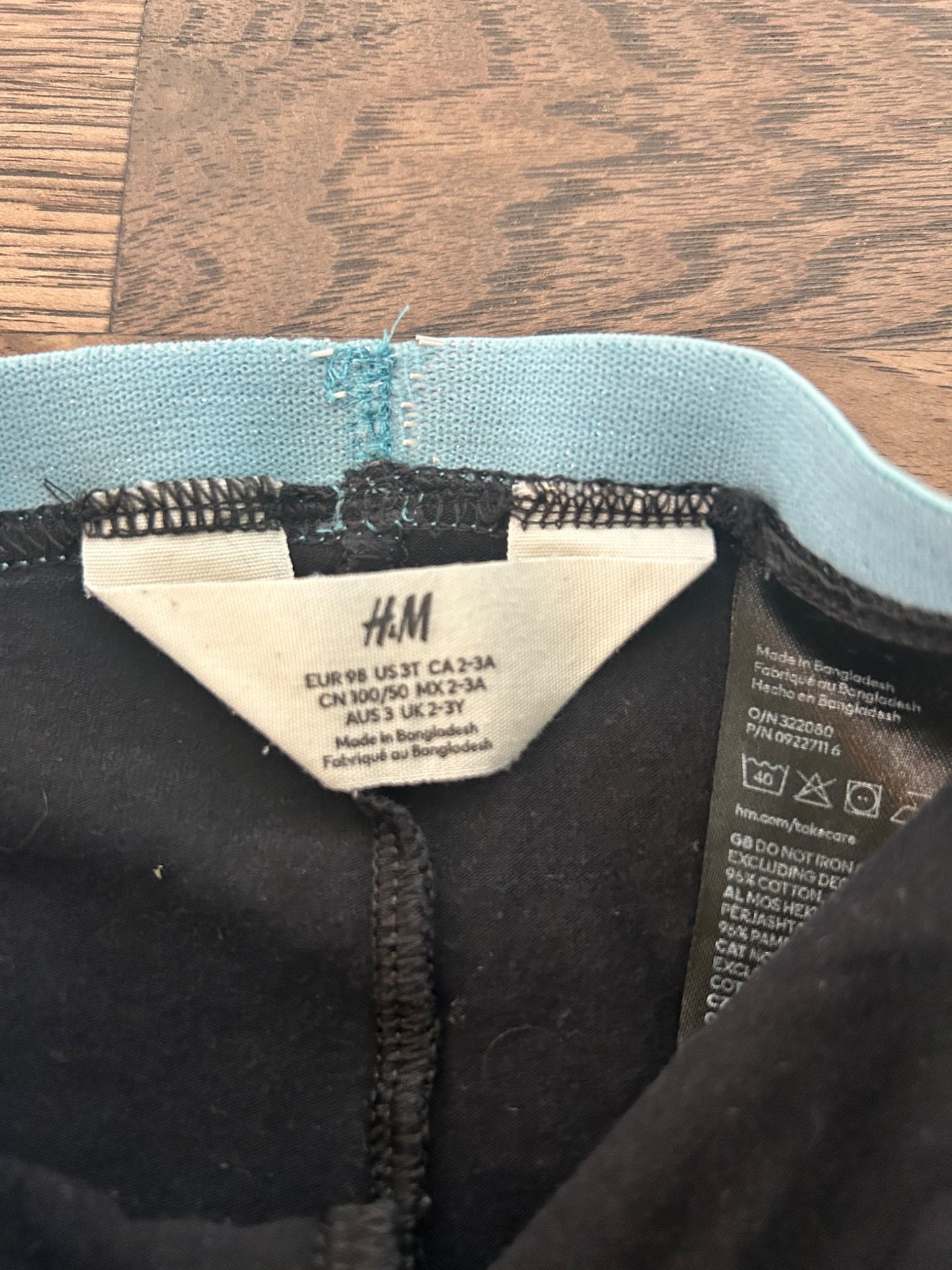 2 x Pants 3T (H&M, Joe Fresh), Kids 3T