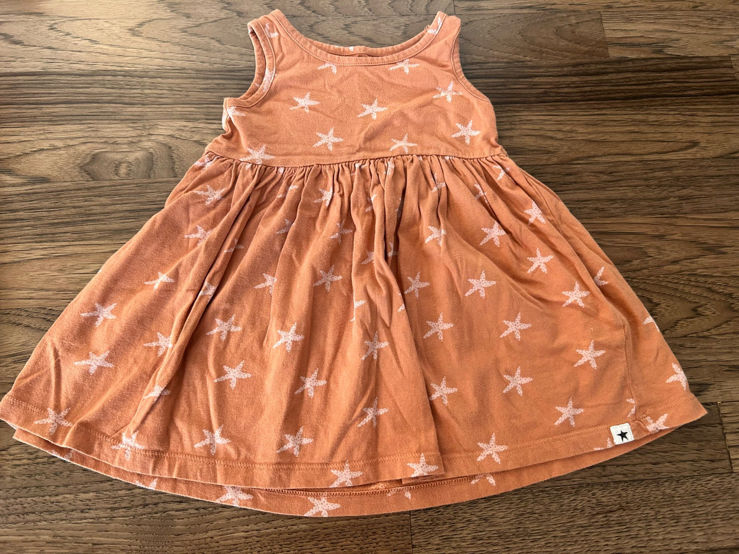 4 x Dresses 18-24 mos (H&M, GAP, Little Earthling, ATUN), Kids 24 Month (18-24M)