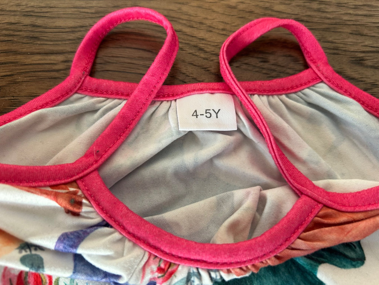 2 dinosaur dresses - Size 4/5, Kids 4/4T