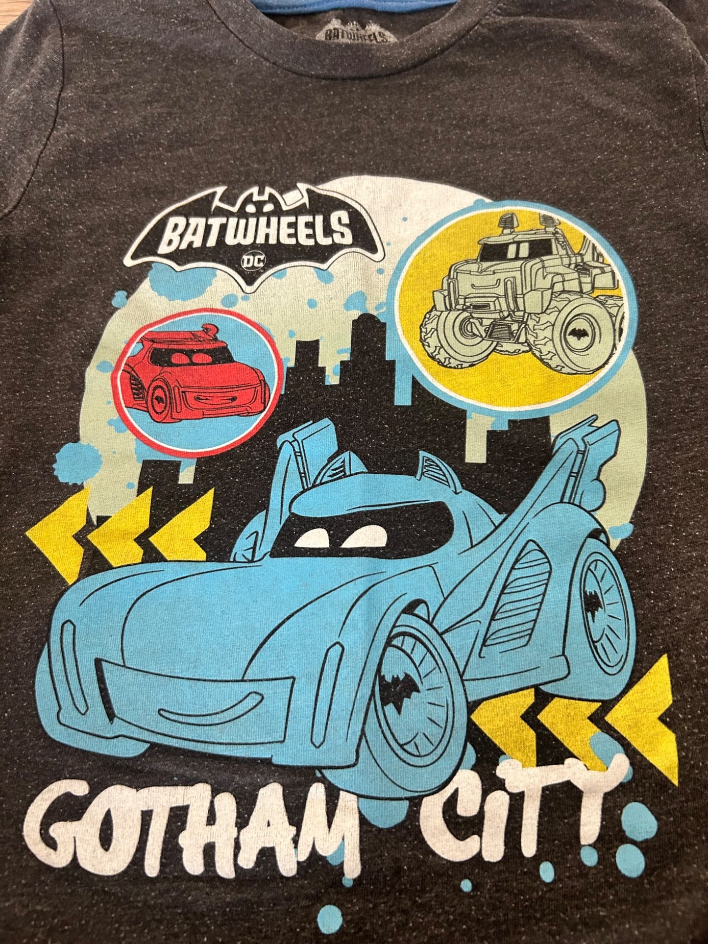 3 x Boys Tshirts - Roots, Old Navy (Superhero), Kids 5/5T (extra small)