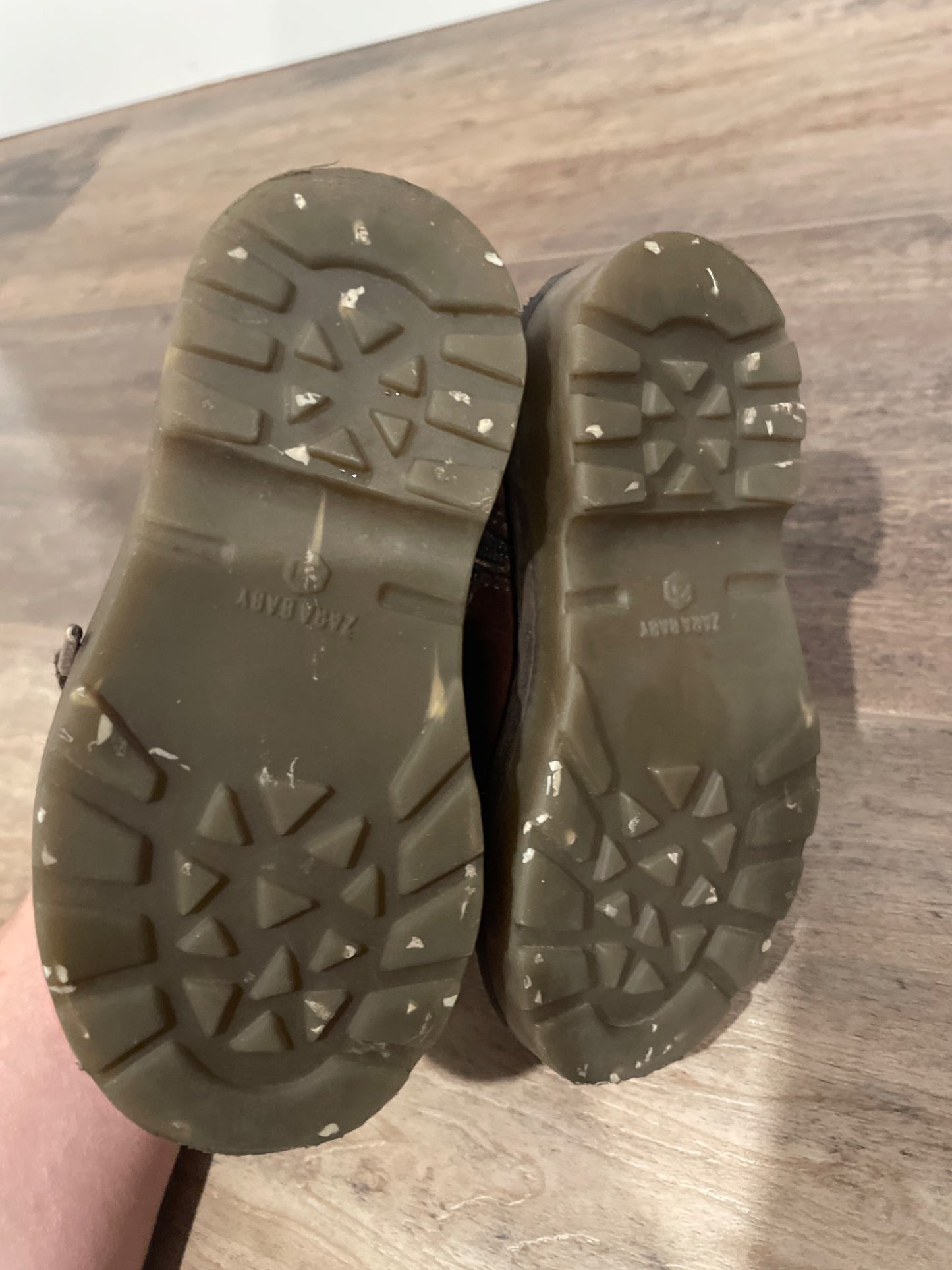 Toddler boys dressy boots size 21 (size 5.5), Shoes 5.5 (Walkers:12-24 mth)