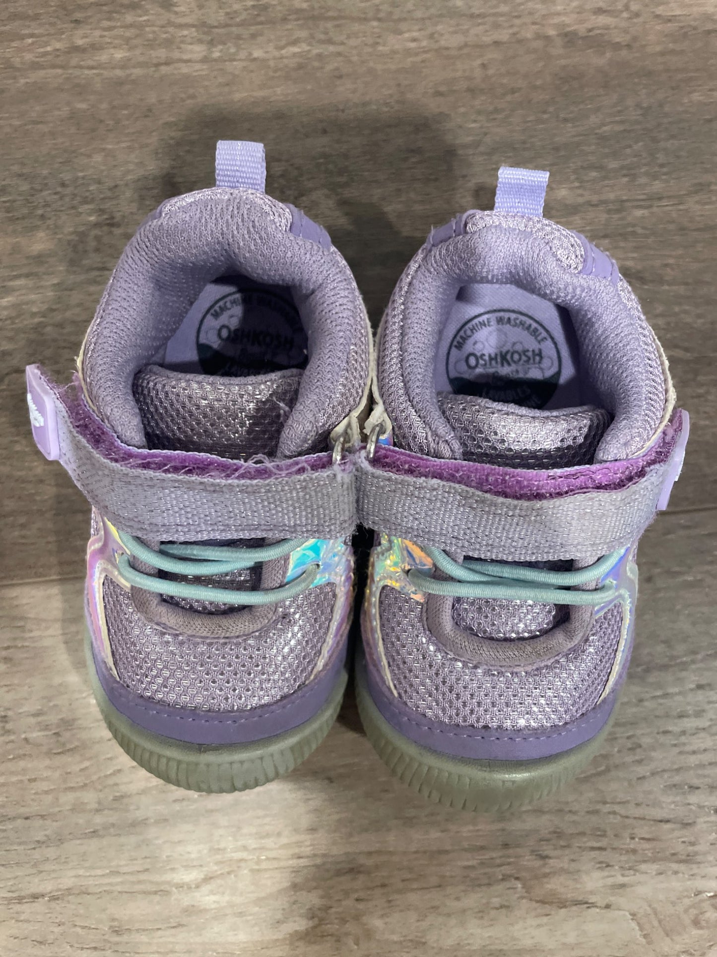 Baby girls running shoes size 4, Shoes 4 (Baby: 0-12 mth)
