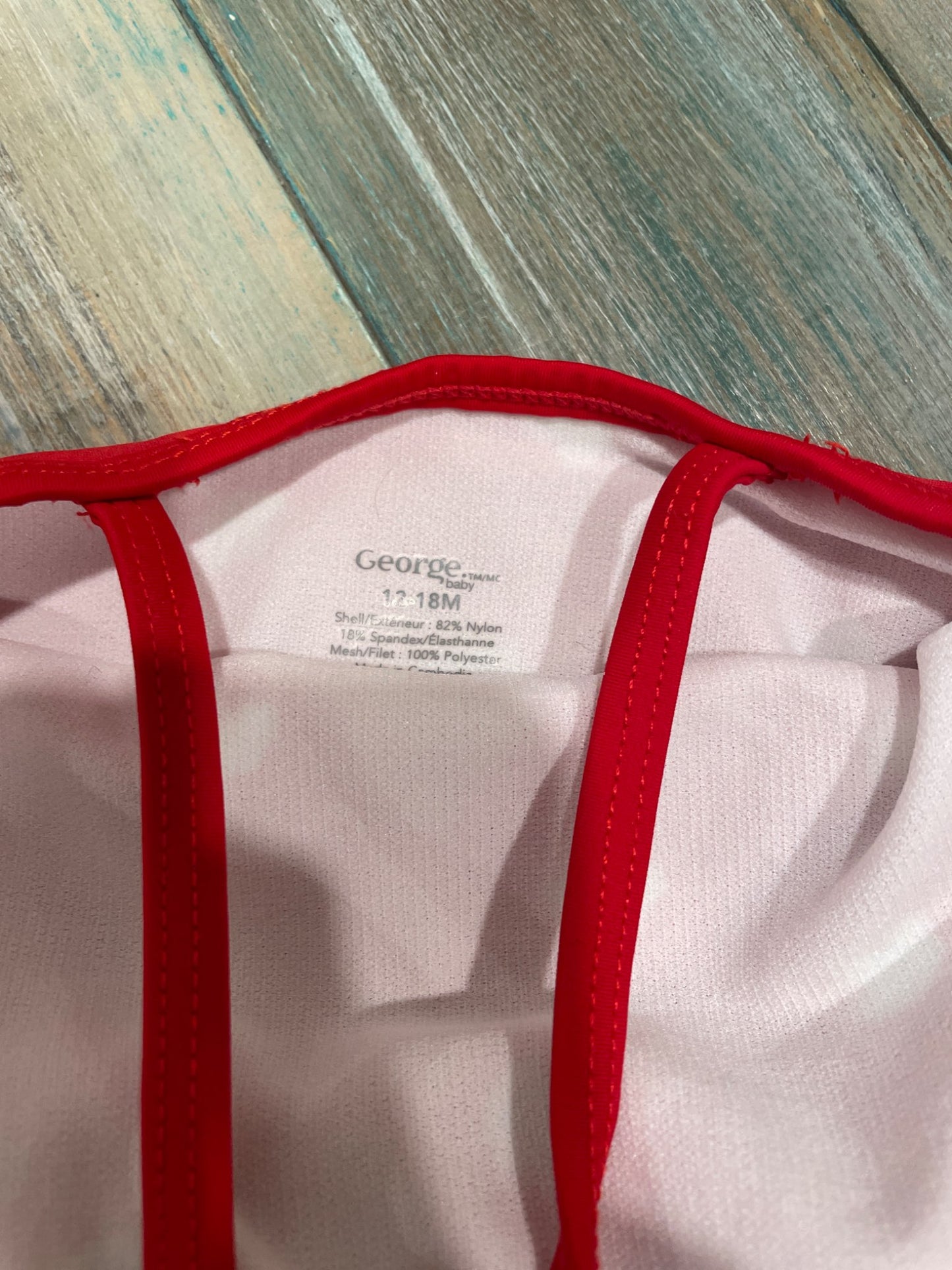 Canadian swimsuit (size 12-18month), Kids 18 Month (12-18M)