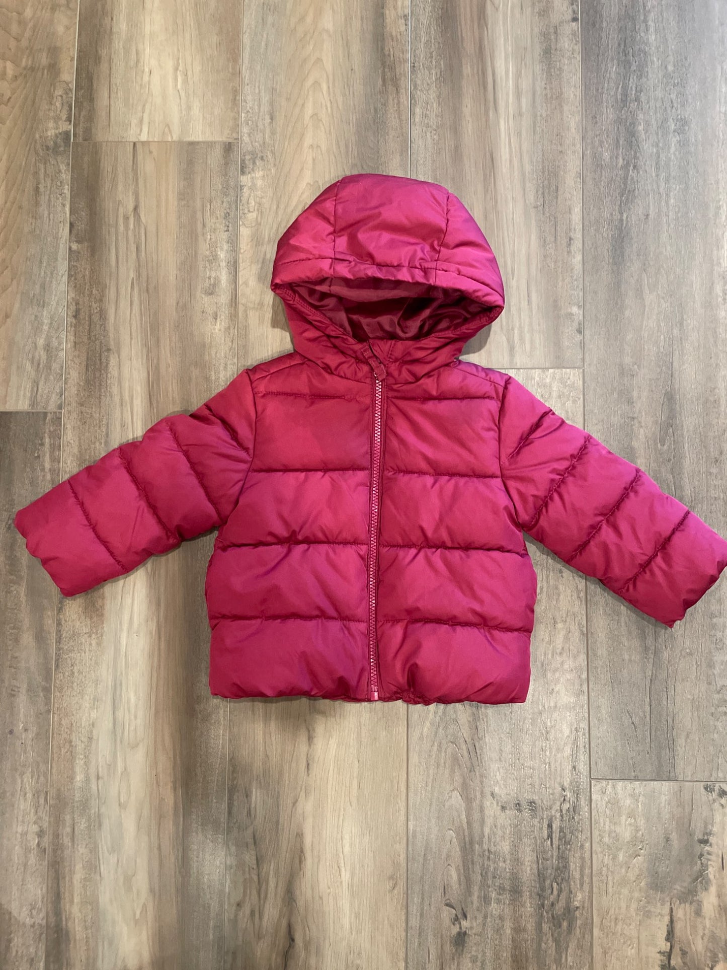 Girls winter puffer jacket (retails $48), Kids 24 Month (18-24M)