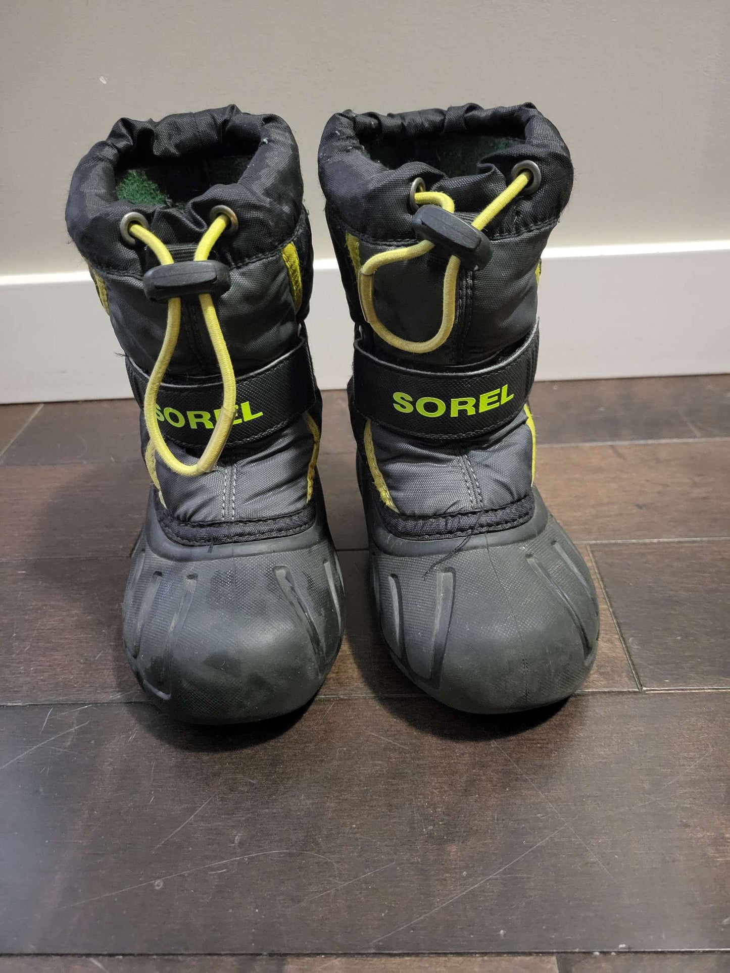 Sorel winter boots, size 7T, Shoes 7 (Walkers:12-24 mth)