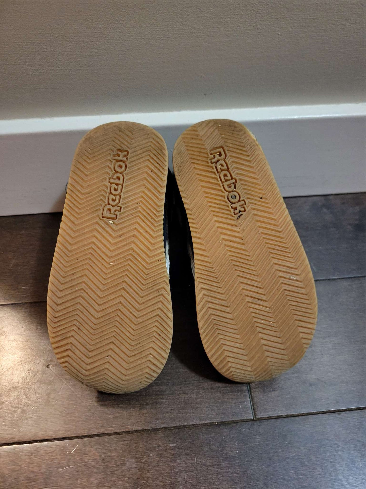 Toddler Reebok Shoes, size 7, Shoes 7 (Walkers:12-24 mth)