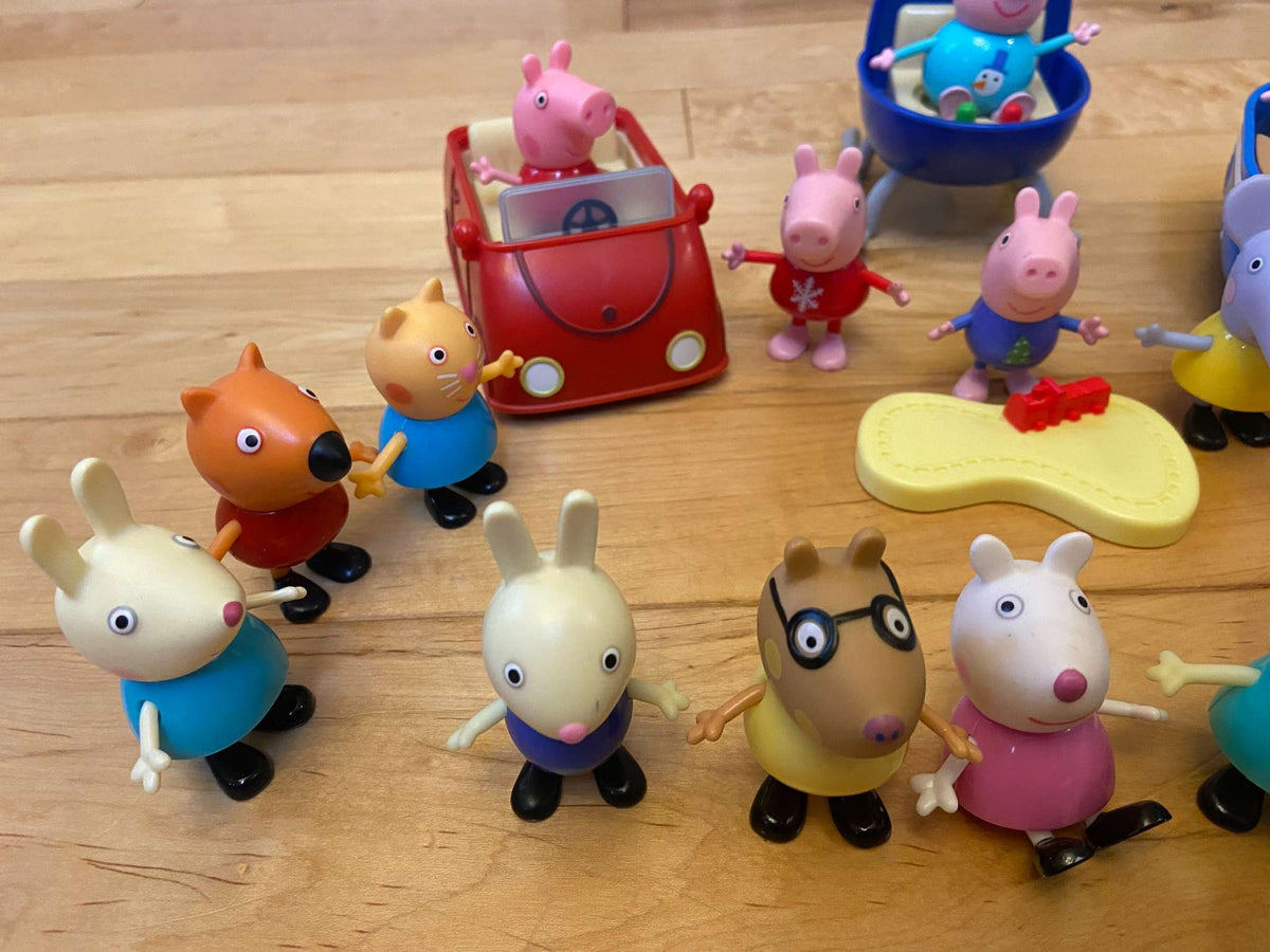 Ultimate Peppa Pig Action Figure Toy Set