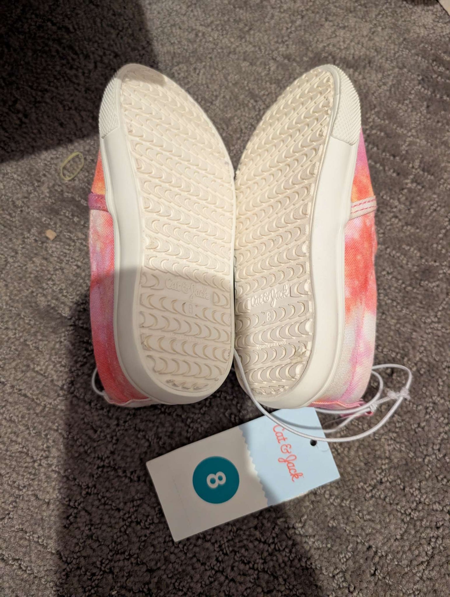 Cat and Jack casual slip on shoes - size 8, Shoes 6 (Walkers:12-24 mth)