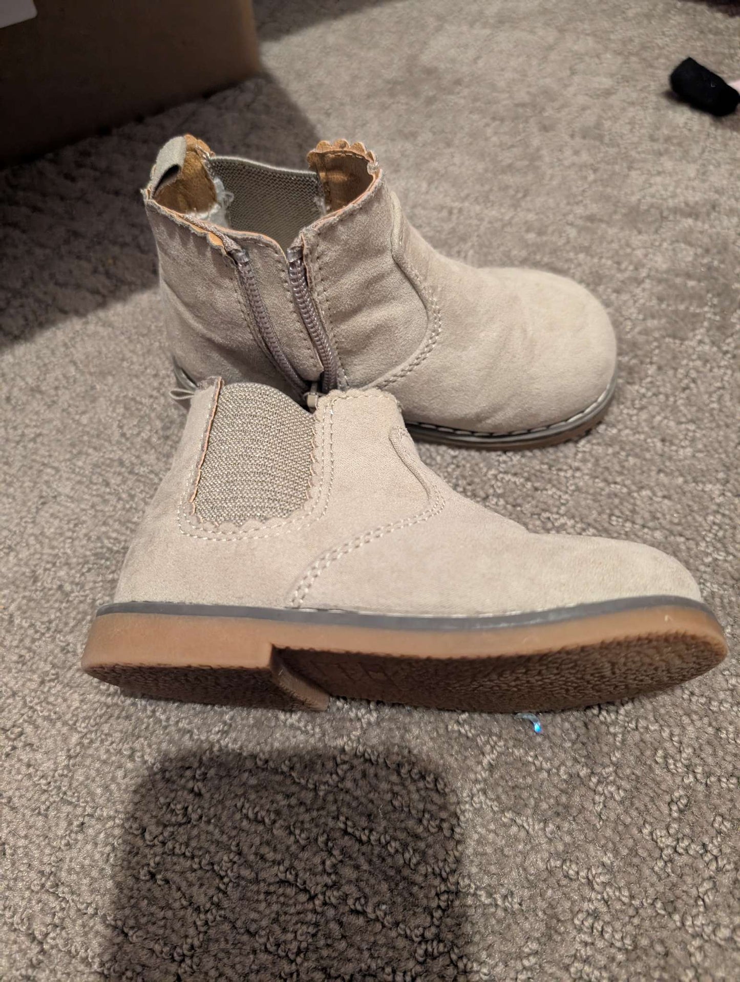 H&m Chelsea boots size 6, Shoes 7 (Walkers:12-24 mth)
