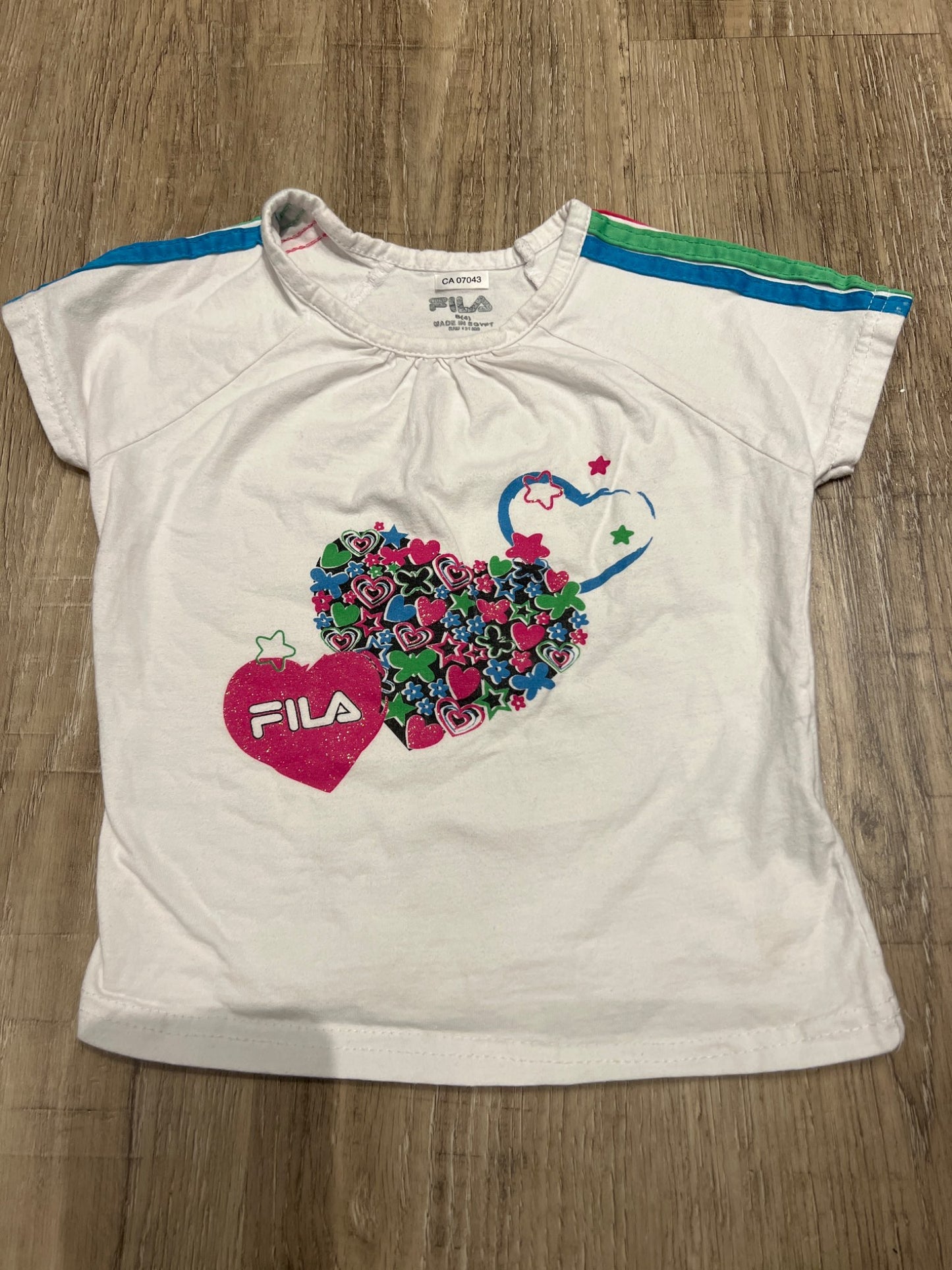 *Fila heart 4T shirt, Kids 4/4T