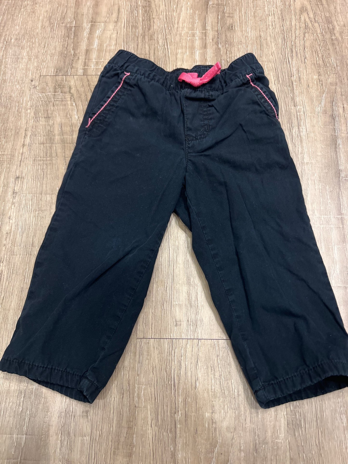 *Carters black fleece lined pants 18 months, Kids 18 Month (12-18M)