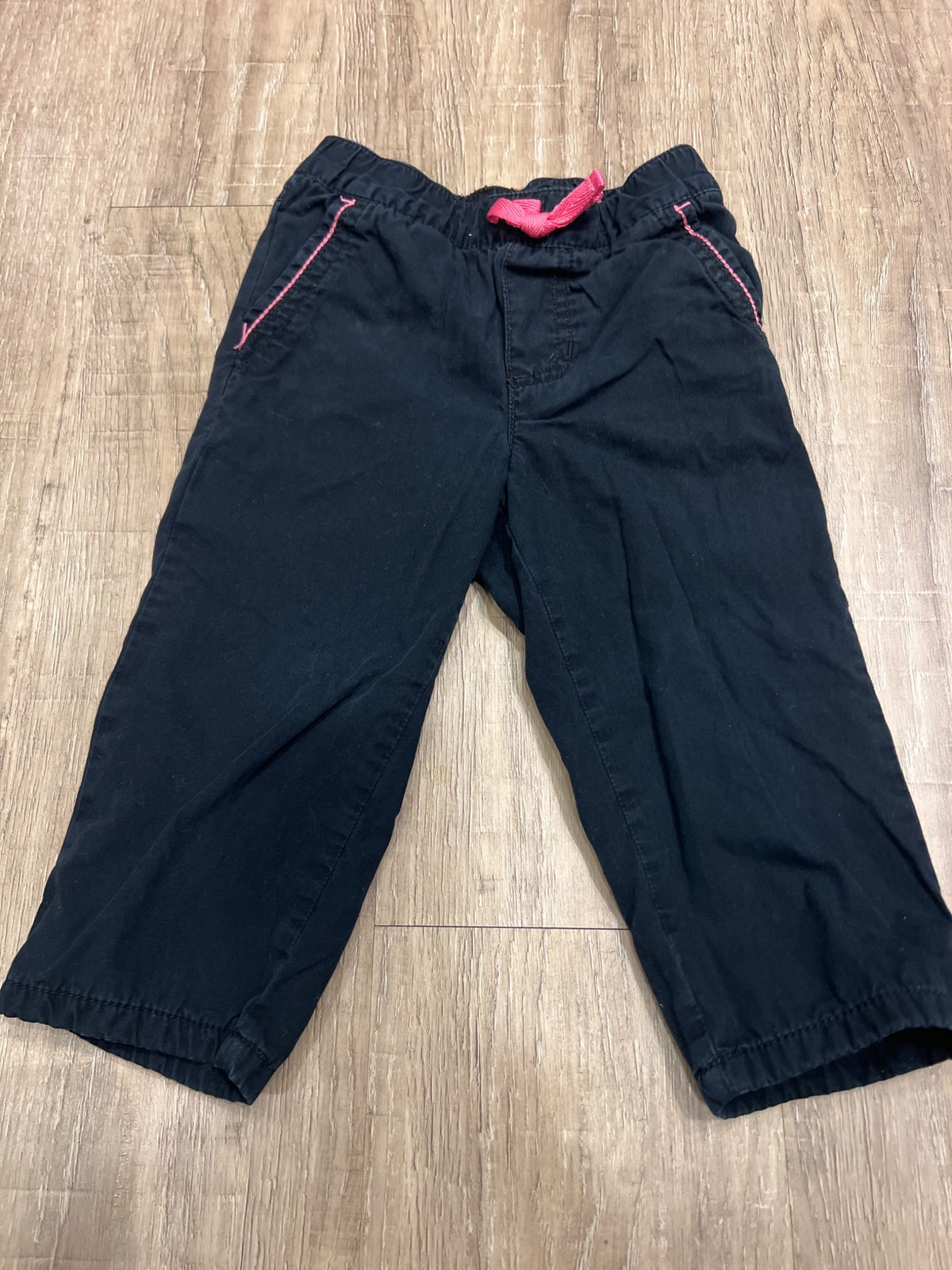 *Carters black fleece lined pants 18 months, Kids 18 Month (12-18M)