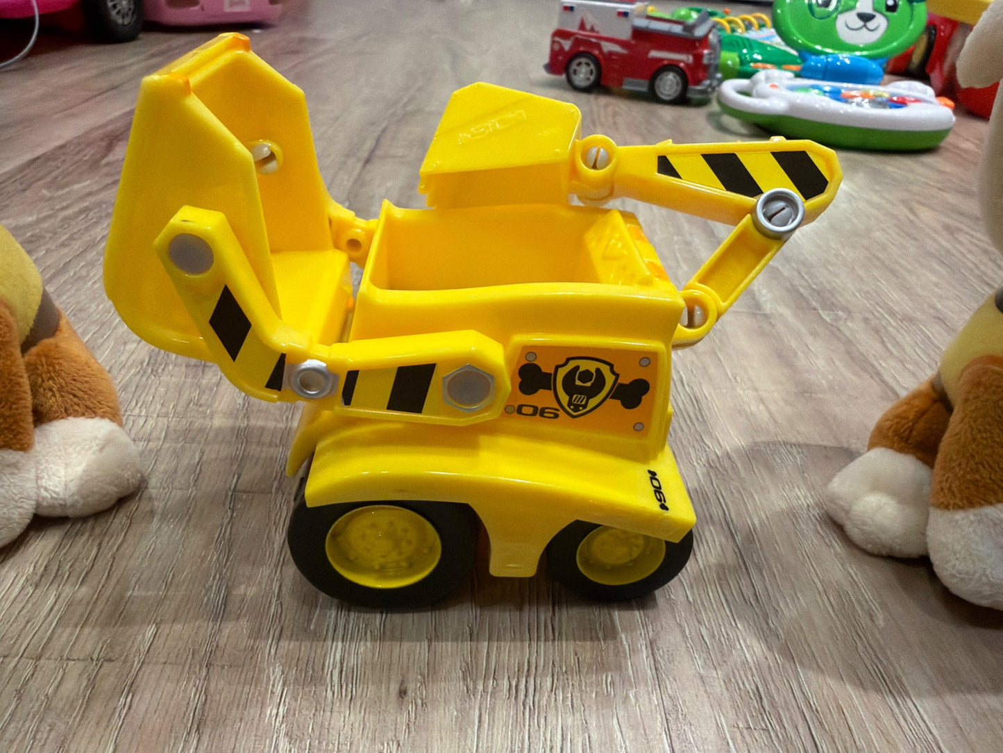 *Paw patrol set including Ty stuffies and truck