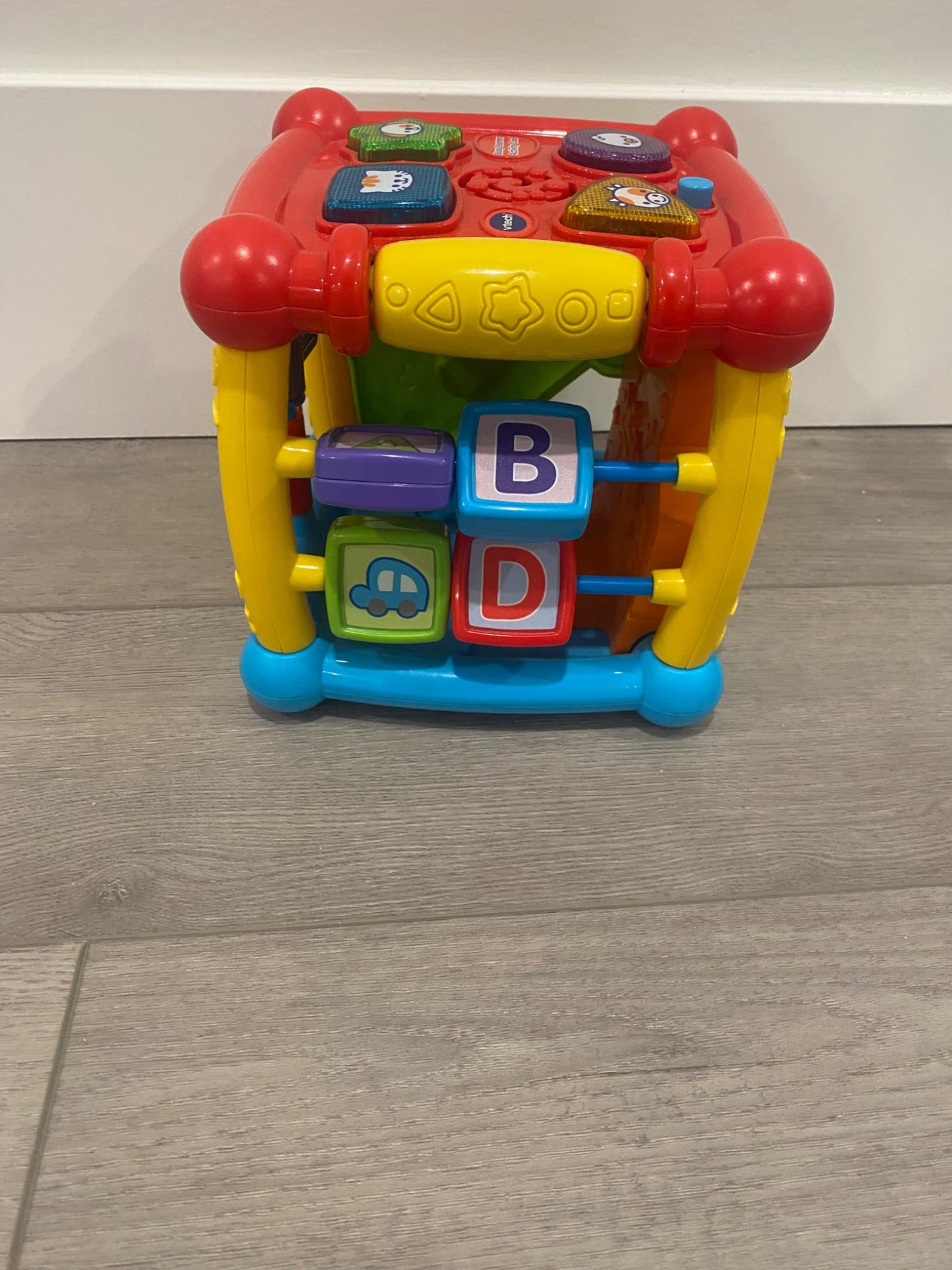 Vtech activity cube
