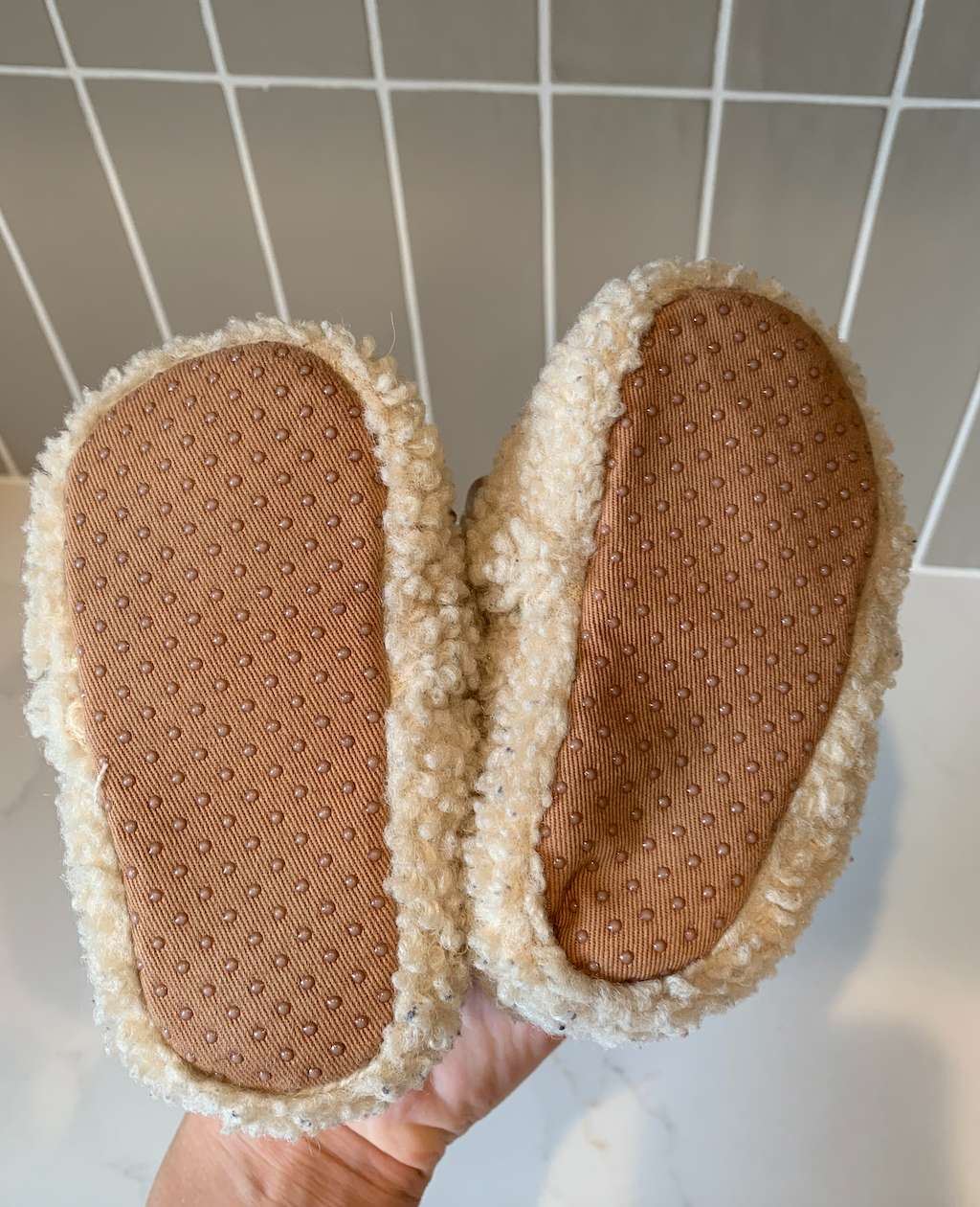 C4 Minimoc / Heyfolks slippers & Sherpa slippers, Shoes 4 (Baby: 0-12 mth)