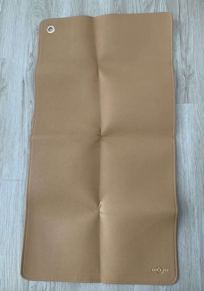 bek & jet, little & lively faux leather changing mat