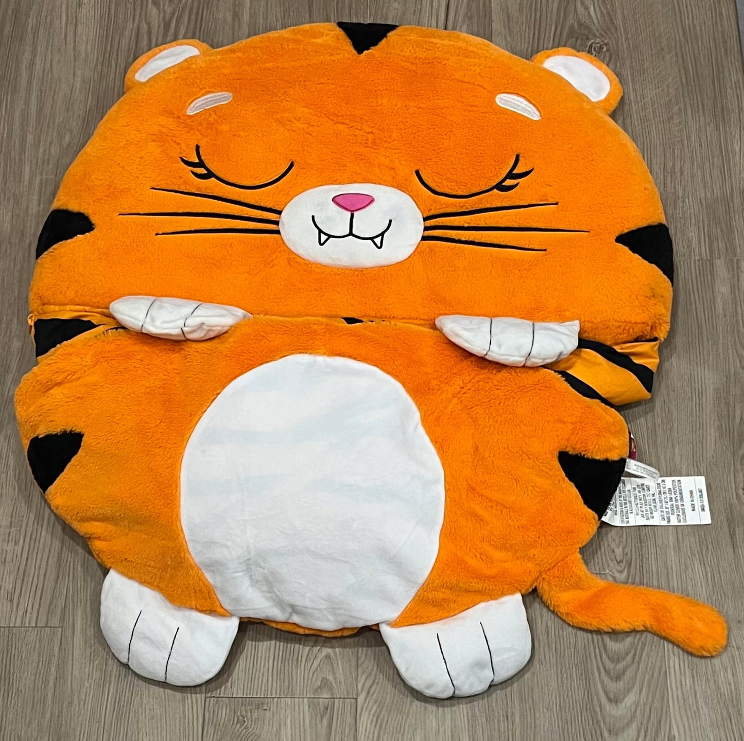 VGUC, Orange Tiger Happy Napper