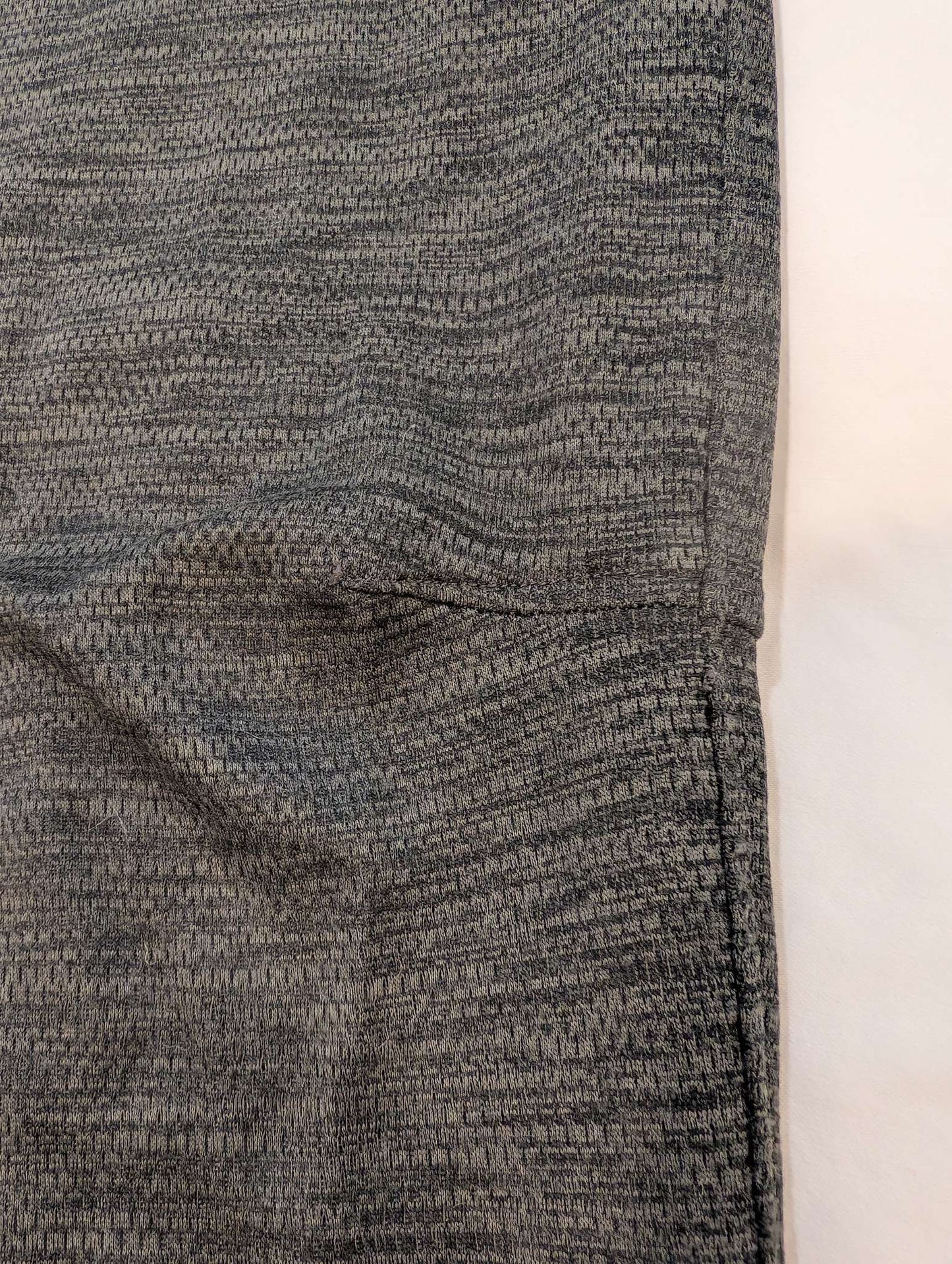 2 Pairs Athletic Pants, Black & Grey, Size 6/7, Boys, Kids 6/6X (extra small)