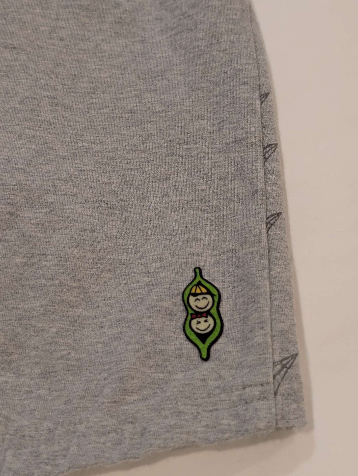 2 Peekaboo Beans Shirts, Size 5/6, Kids 5/5T (extra small)
