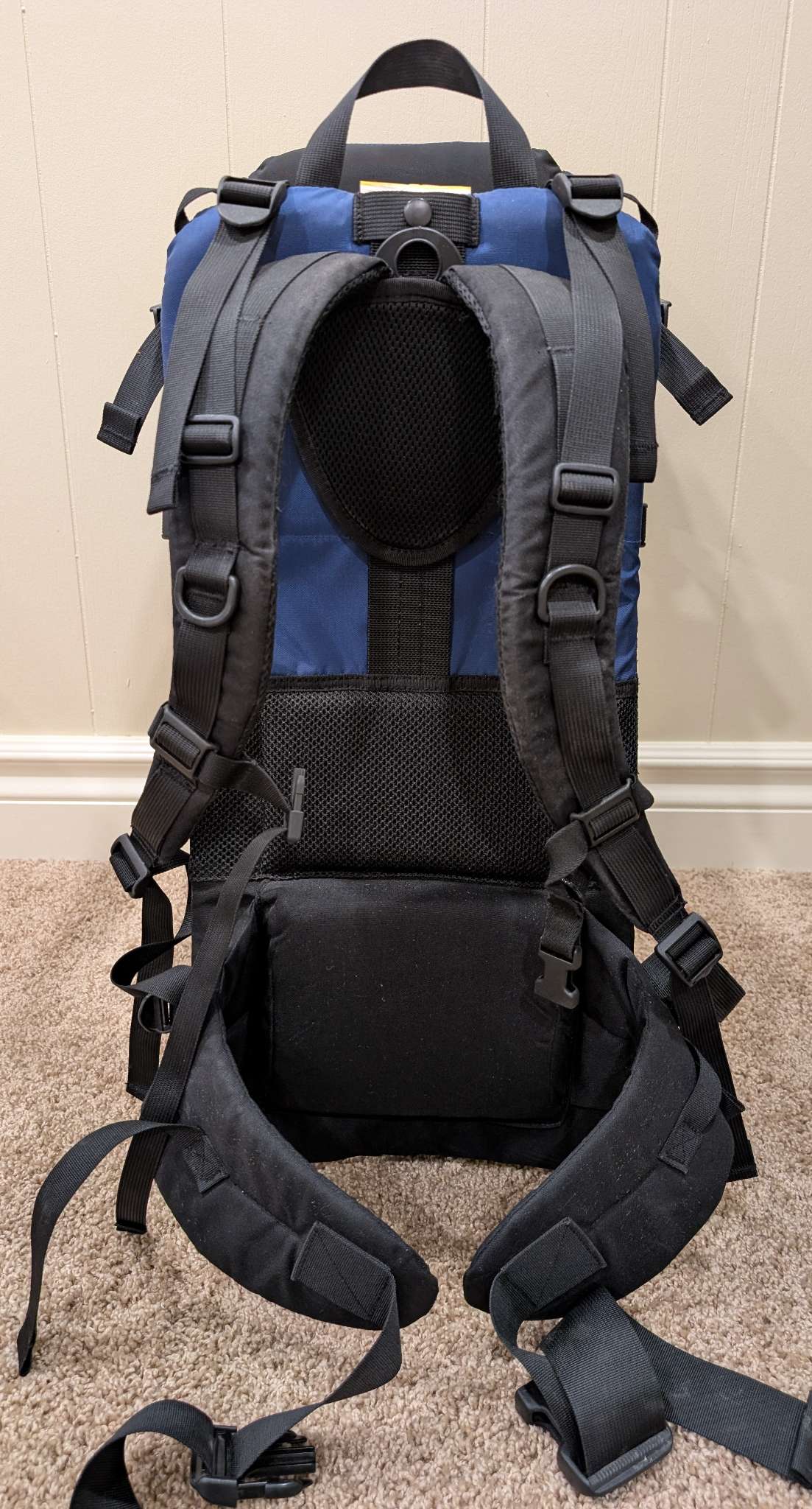 MEC Happytrails Hiking Backpack