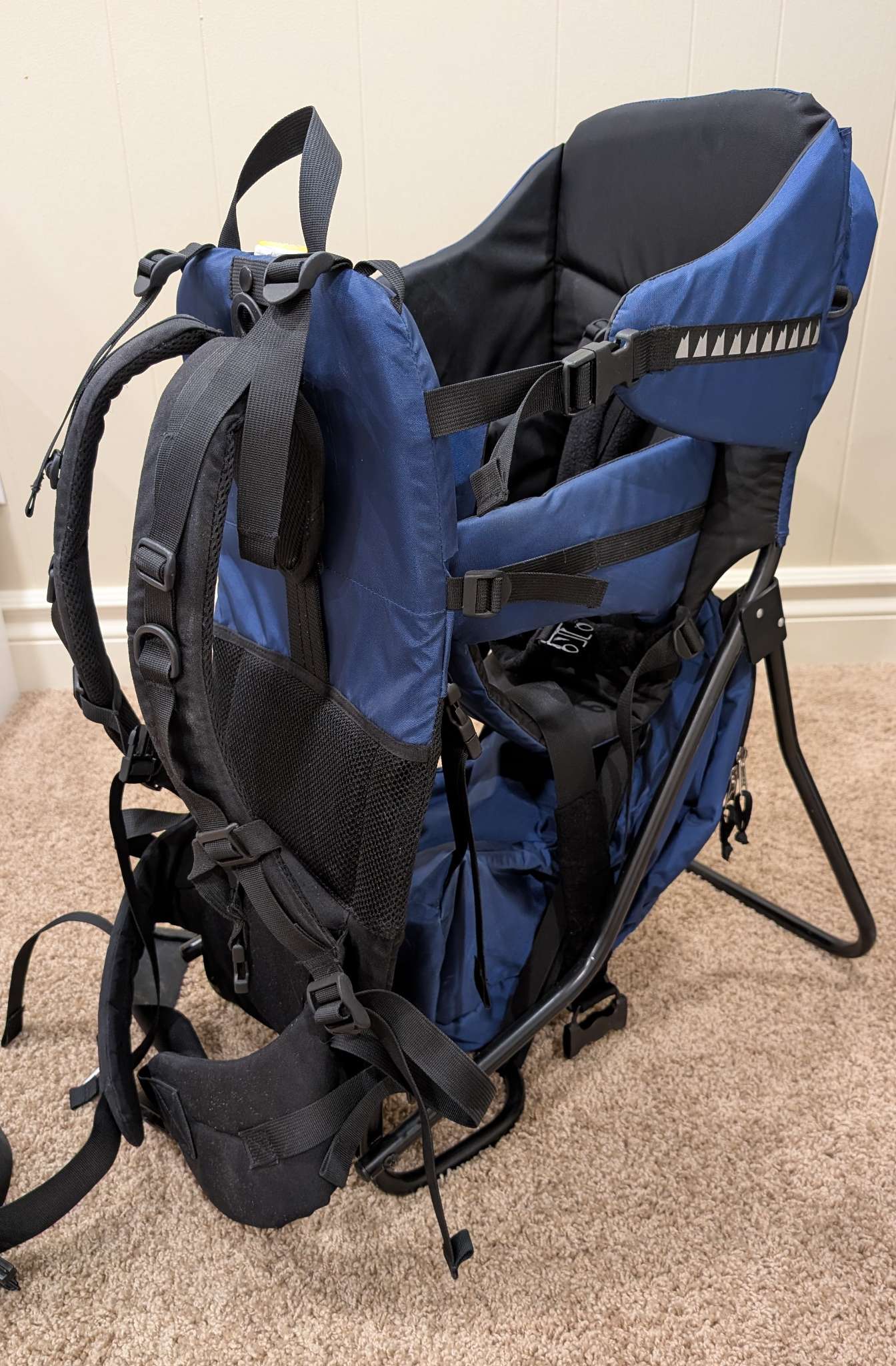 MEC Happytrails Hiking Backpack