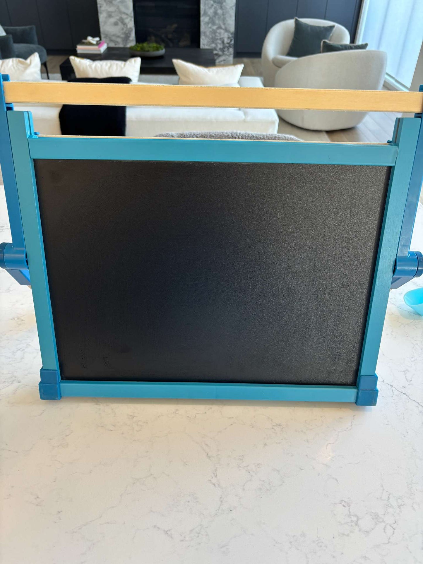 Melissa and Doug Table Top Easel