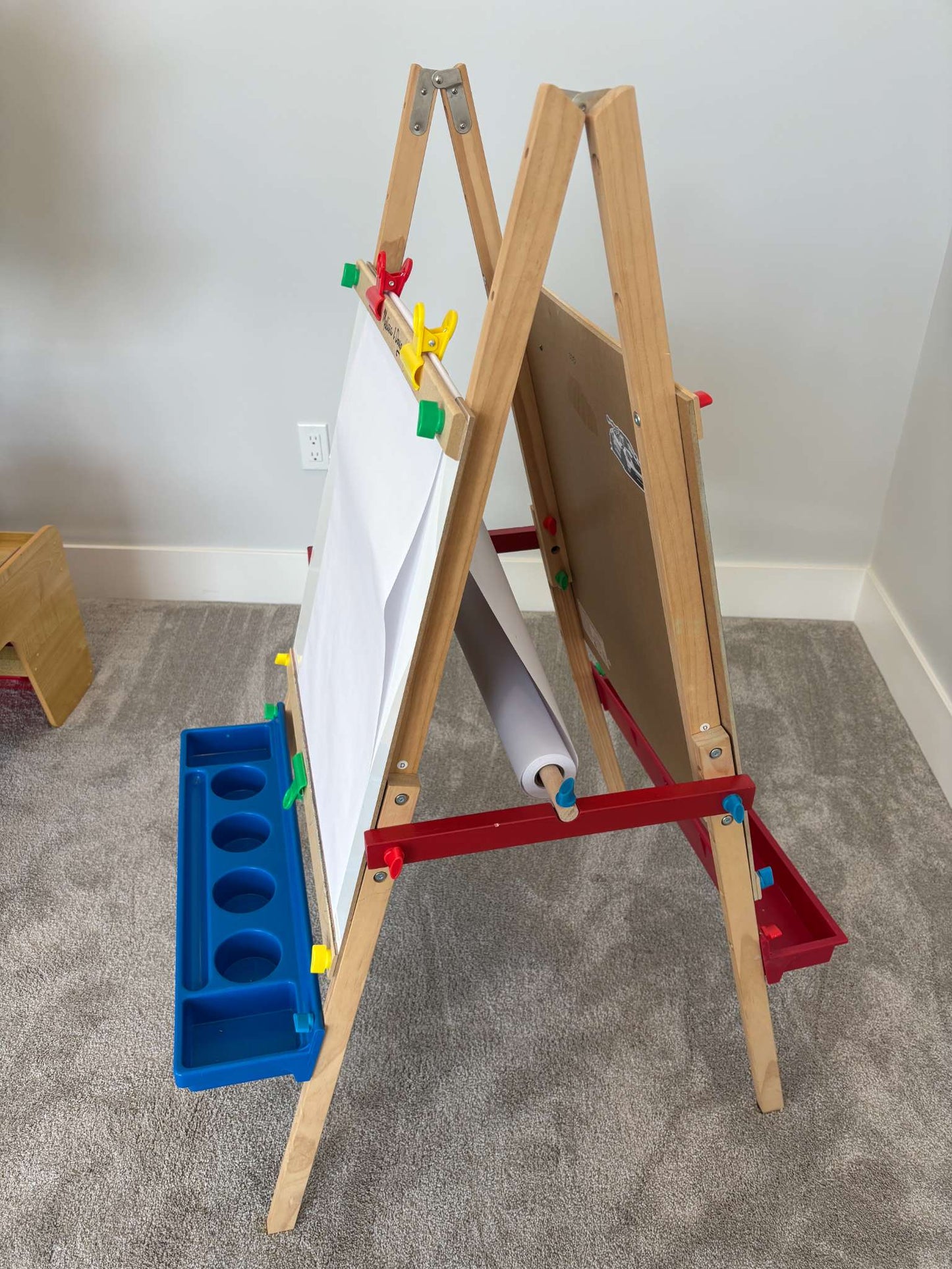 Melissa and Doug Art Easel