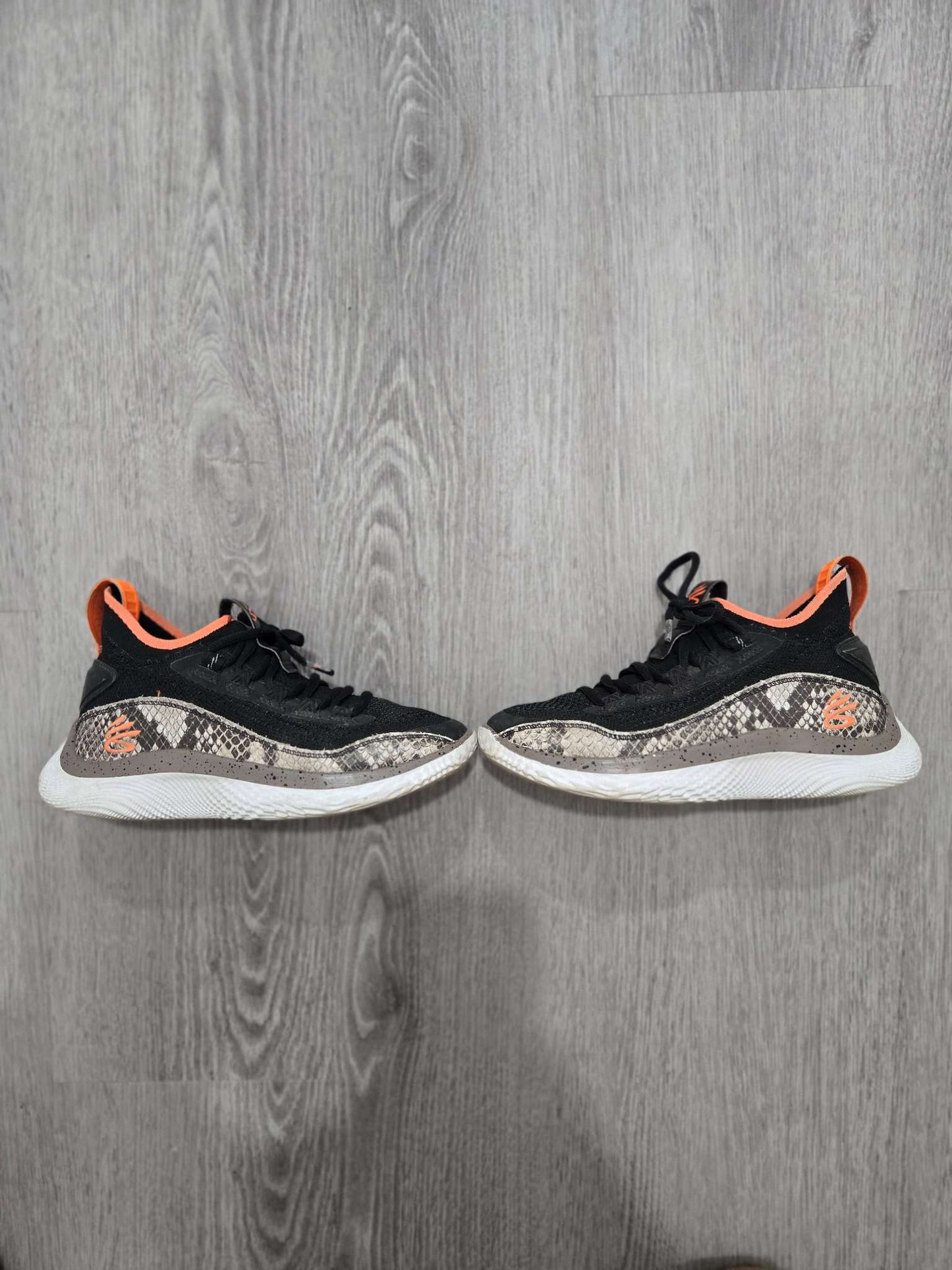 Steph Curry Flow 8 shoe (snakeskin), Shoes 3 (Kids:4-8yr)