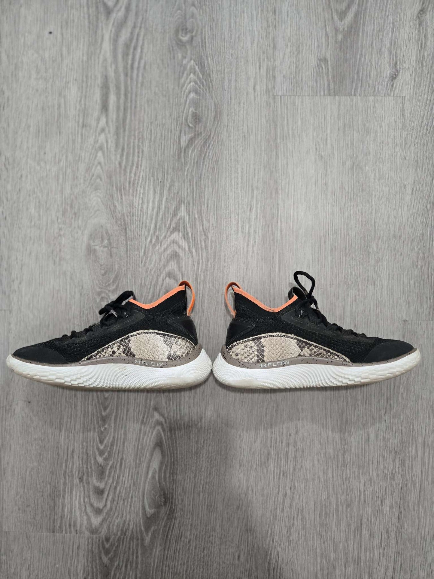 Steph Curry Flow 8 shoe (snakeskin), Shoes 3 (Kids:4-8yr)