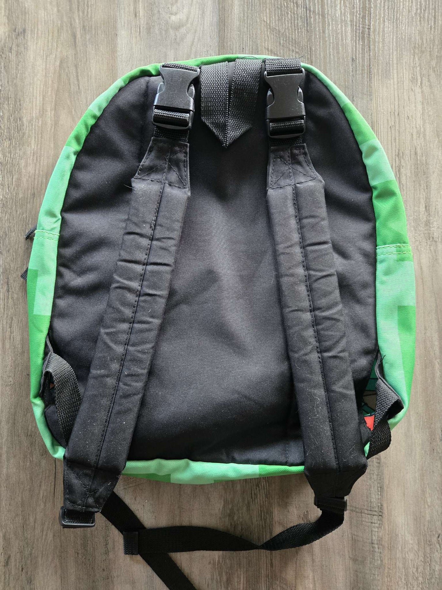 Reversible backpack