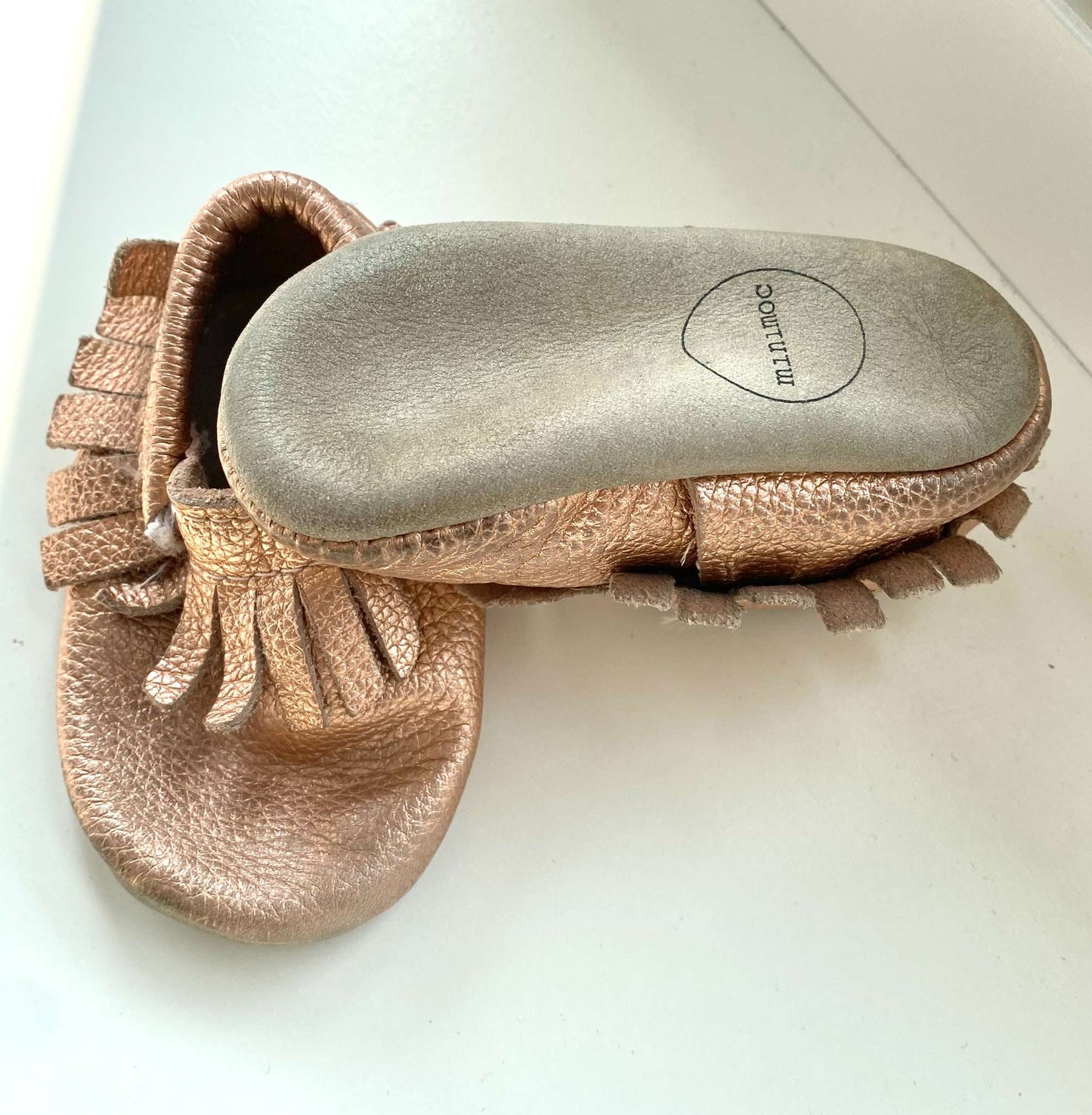 Rose Gold Minimoc Size2 + Head Wrap + Bows x2, Shoes 2 (Baby: 0-12 mth)