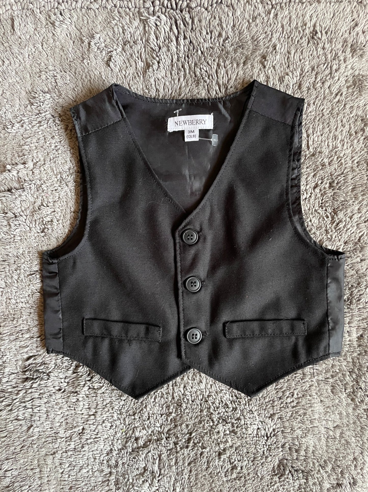 NWOT 3M boys formal vest , Kids 3 Month (0-3M)