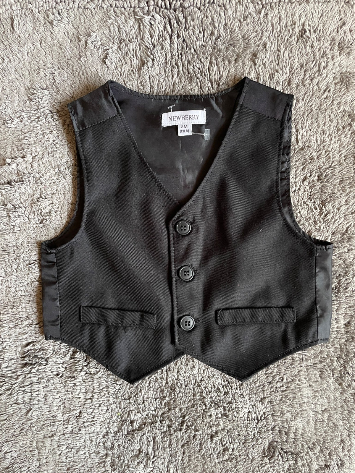 NWOT 3M boys formal vest , Kids 3 Month (0-3M)