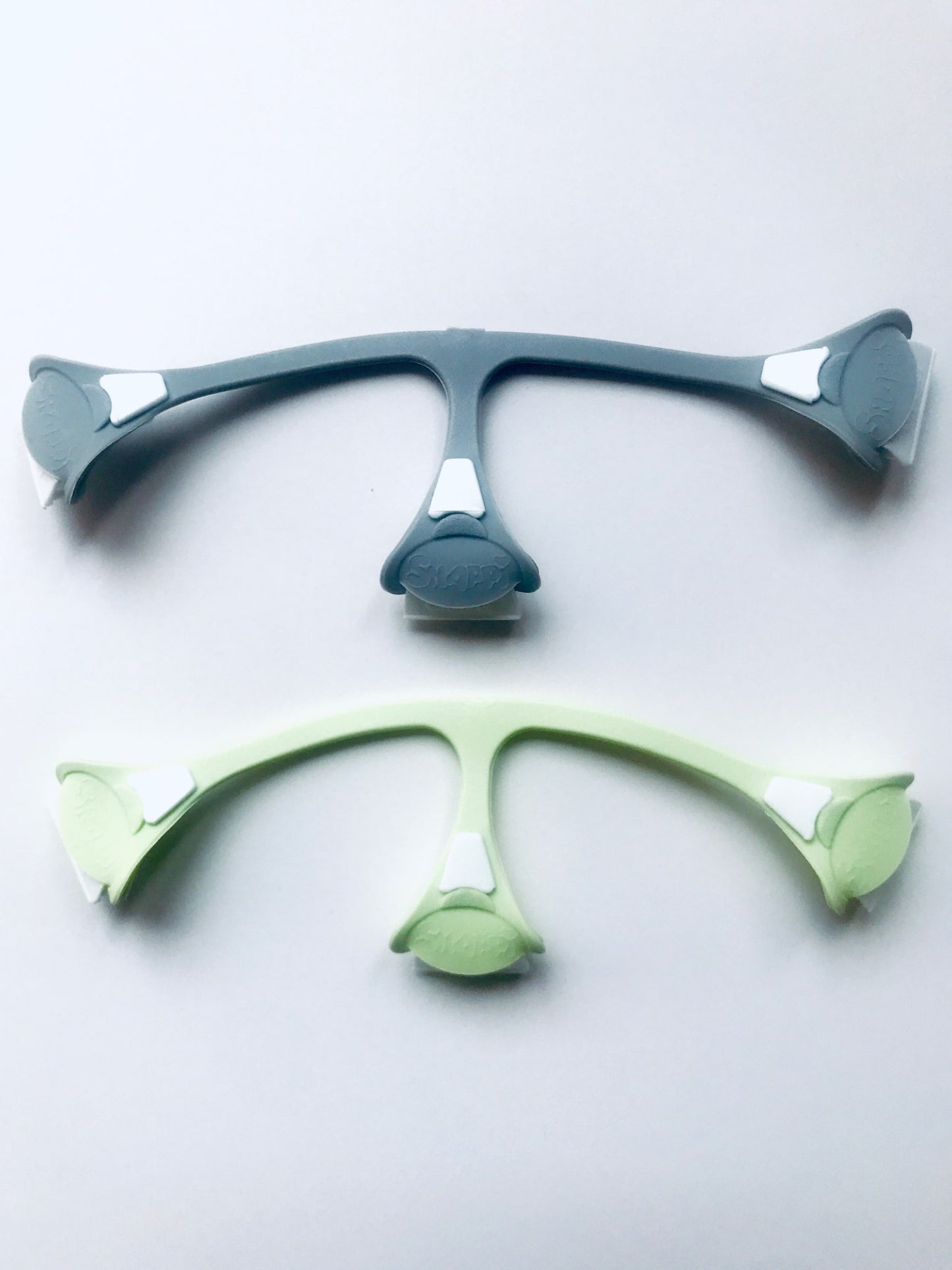NWOT Infant Size Snappi Diaper Fasteners