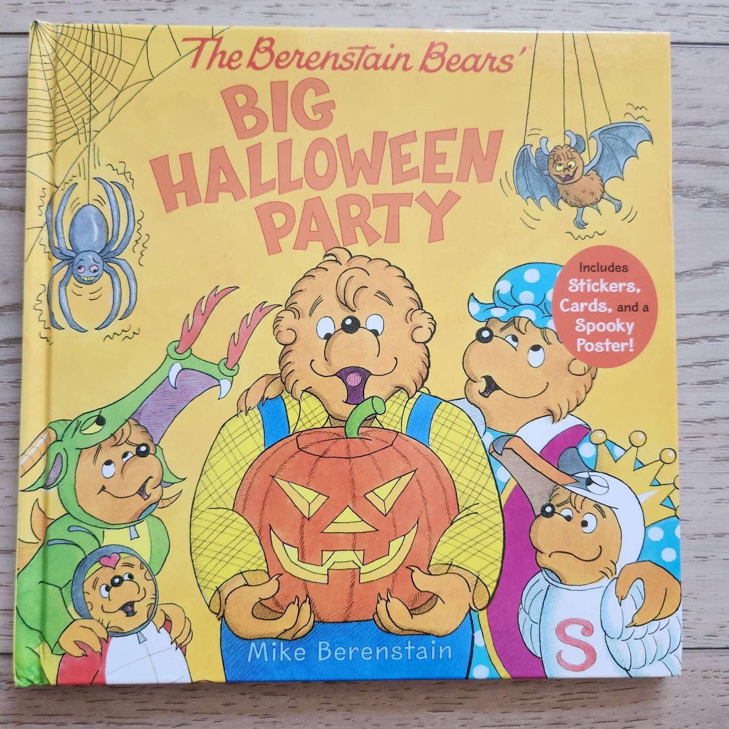 Berenstain Bears Halloween book