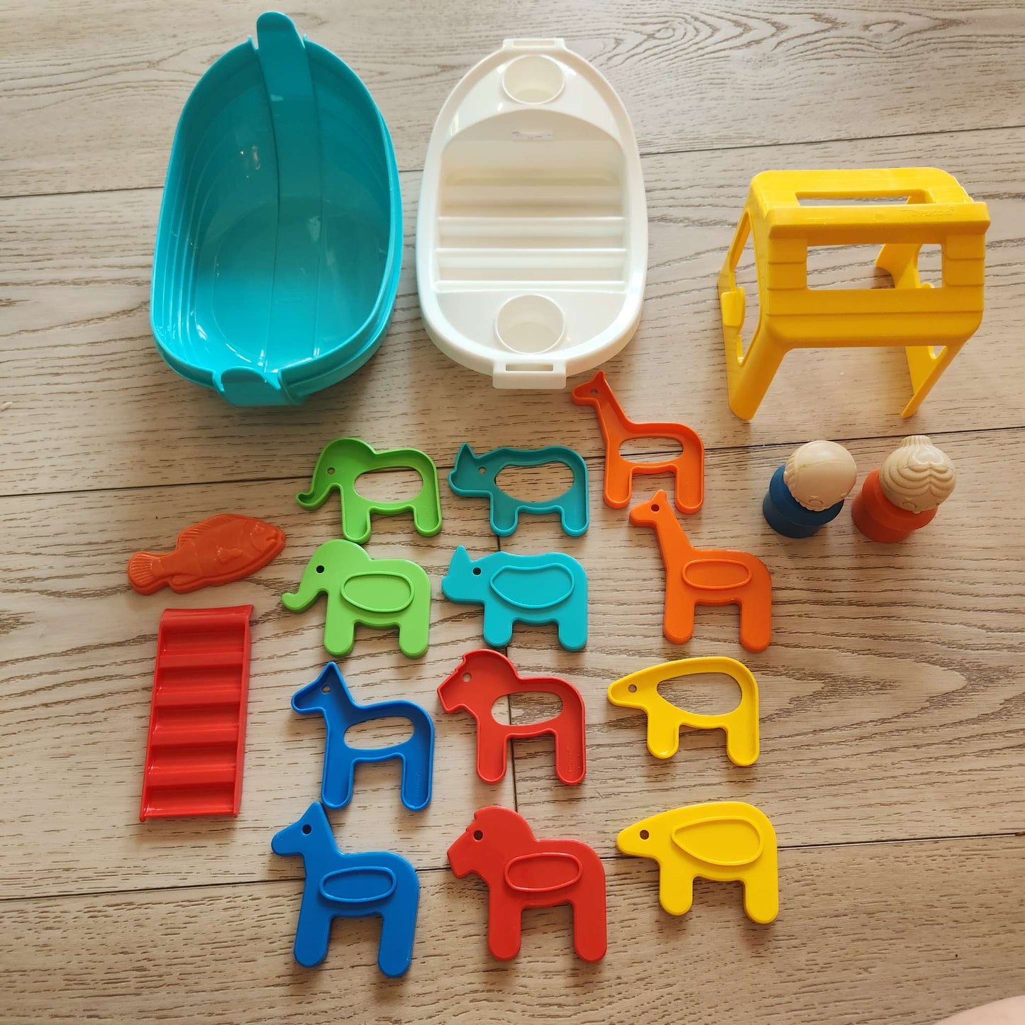 Tupperware Noah Ark
