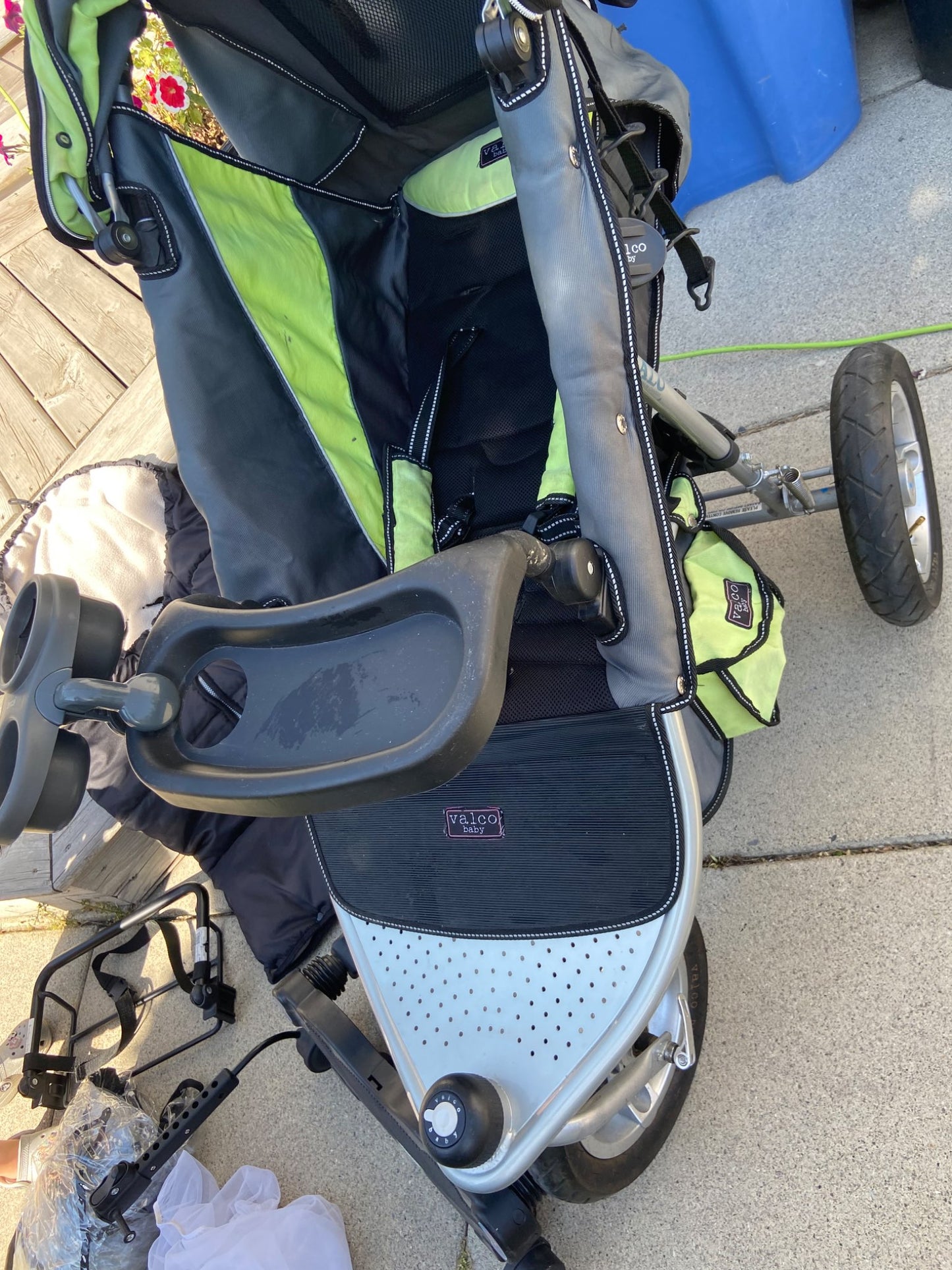 Valco Baby Runabout Tri-Mode Jogging Stroller