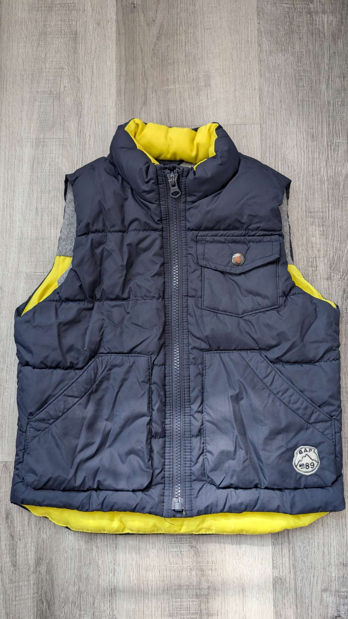 Gap 2pc Boys Vest and Sweats Set 4T, Kids 4/4T
