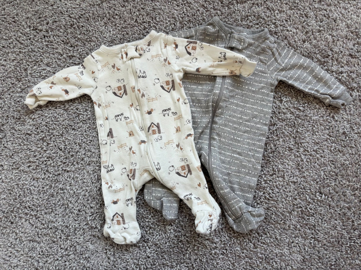 Barnyard and Grey Dots Footed Sleepers, Kids Newborn
