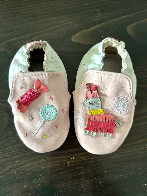 Robeez Soft Sole Baby Girls Shoes 0-6 months, Shoes 1.5 (Baby: 0-12 mth)