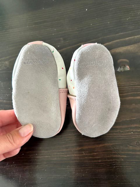 Robeez Soft Sole Baby Girls Shoes 0-6 months, Shoes 1.5 (Baby: 0-12 mth)