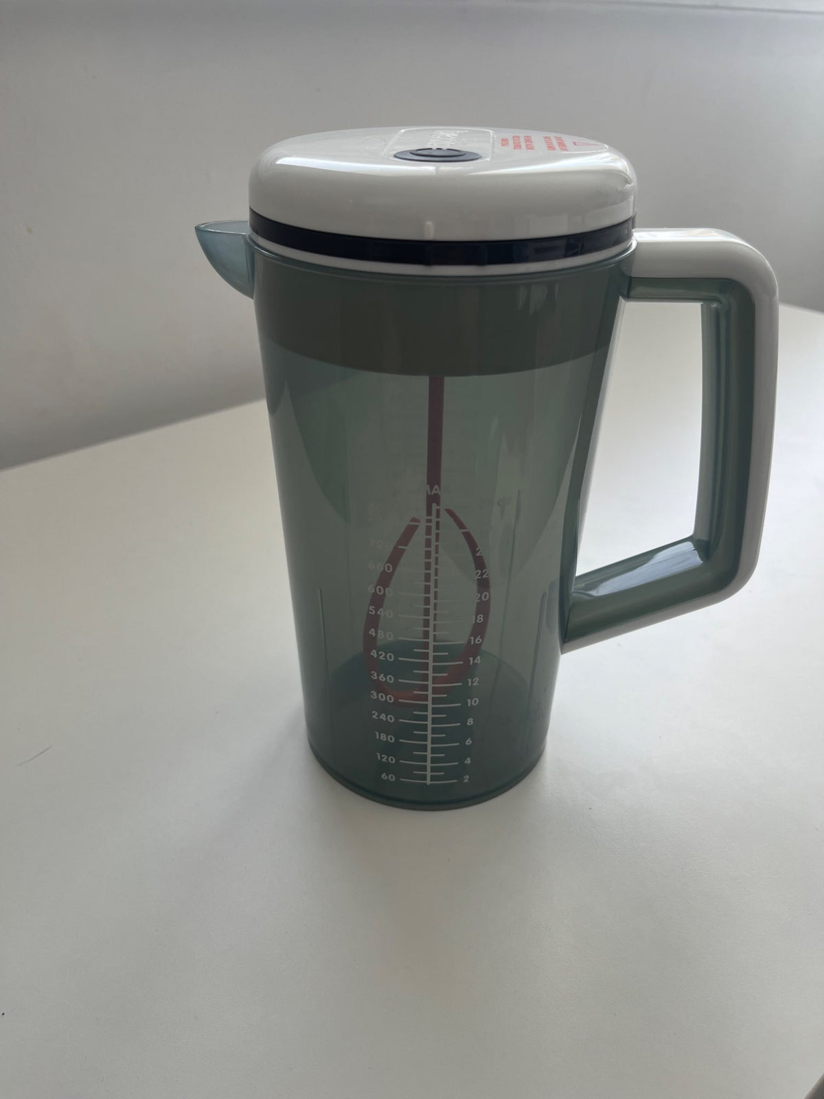 Baby Brezza Motorized Formula Mixing Pitcher EUC
