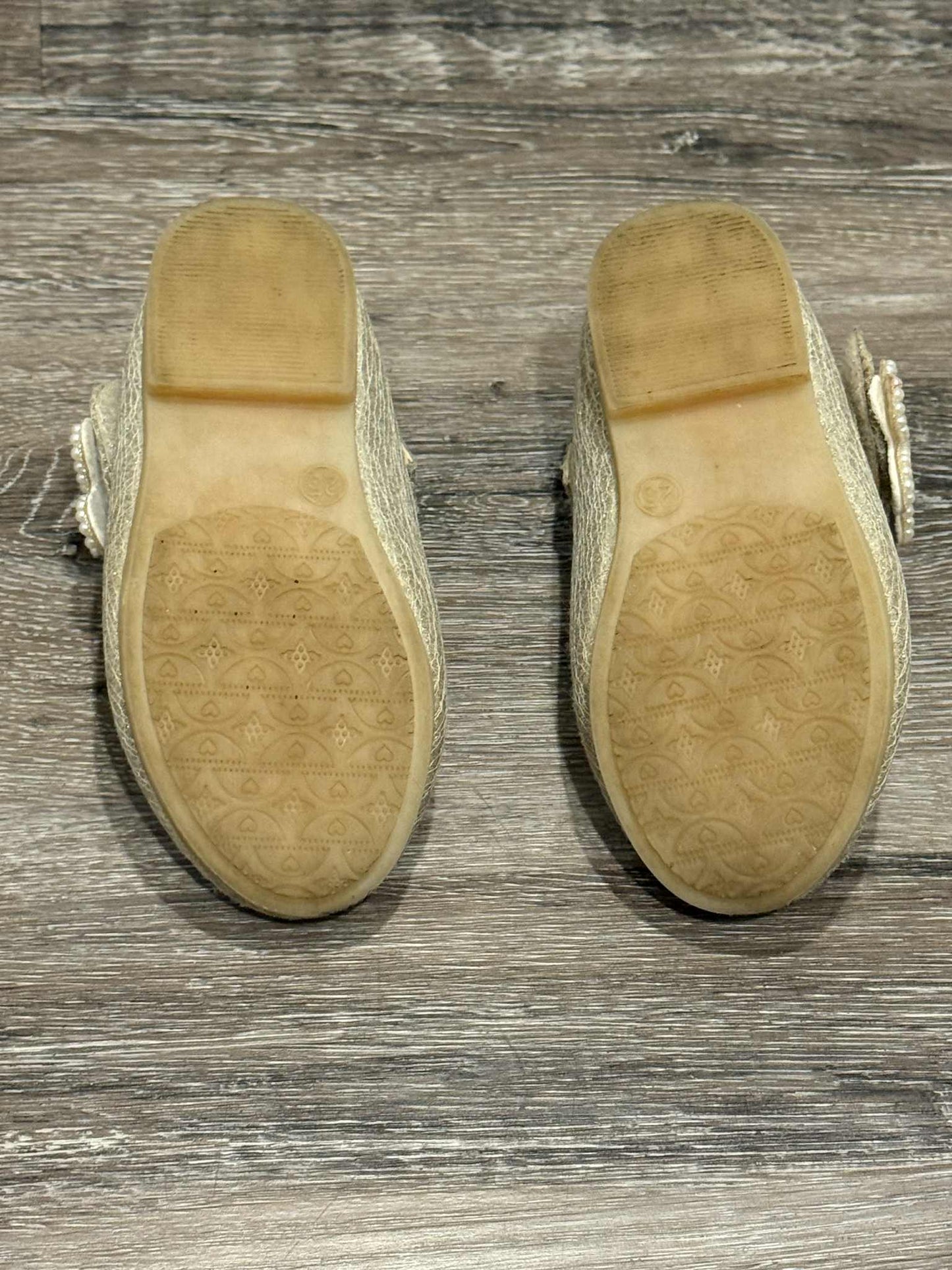 Toddler Dress Shoes, gold. Size 8.5, Shoes 8.5 (Toddler:2-4yr)