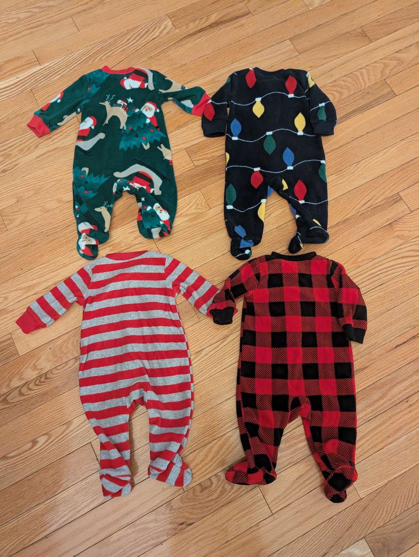 Bundle of 4 Carter's Christmas/Winter Sleepers , Kids 3 Month (0-3M)