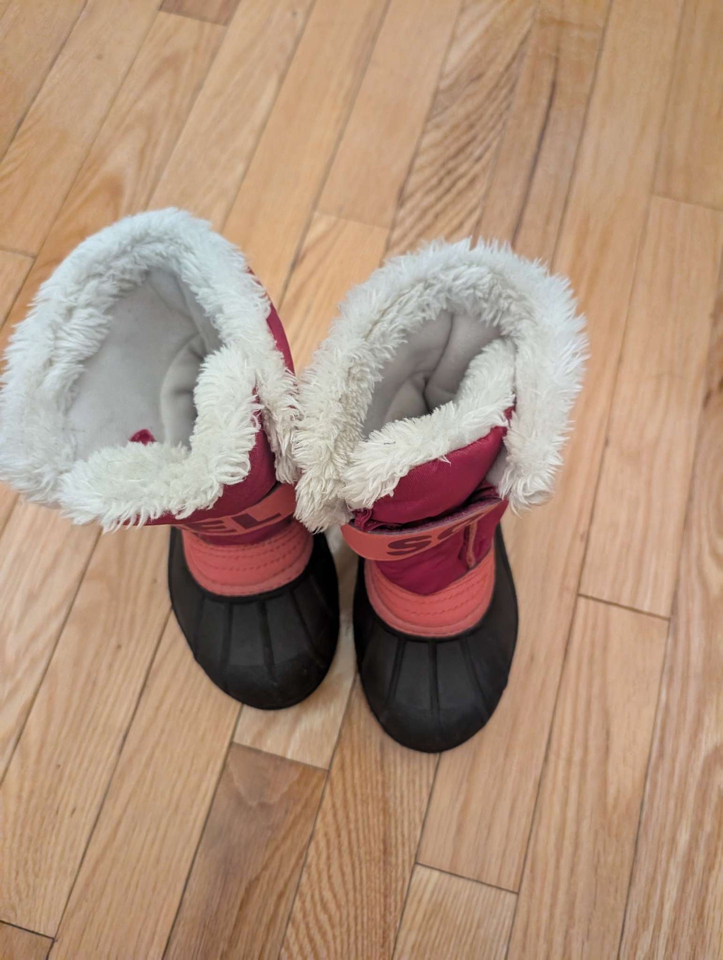 Girls Sorel Winter Boots - Size 11, Shoes 11 (Toddler:2-4yr)