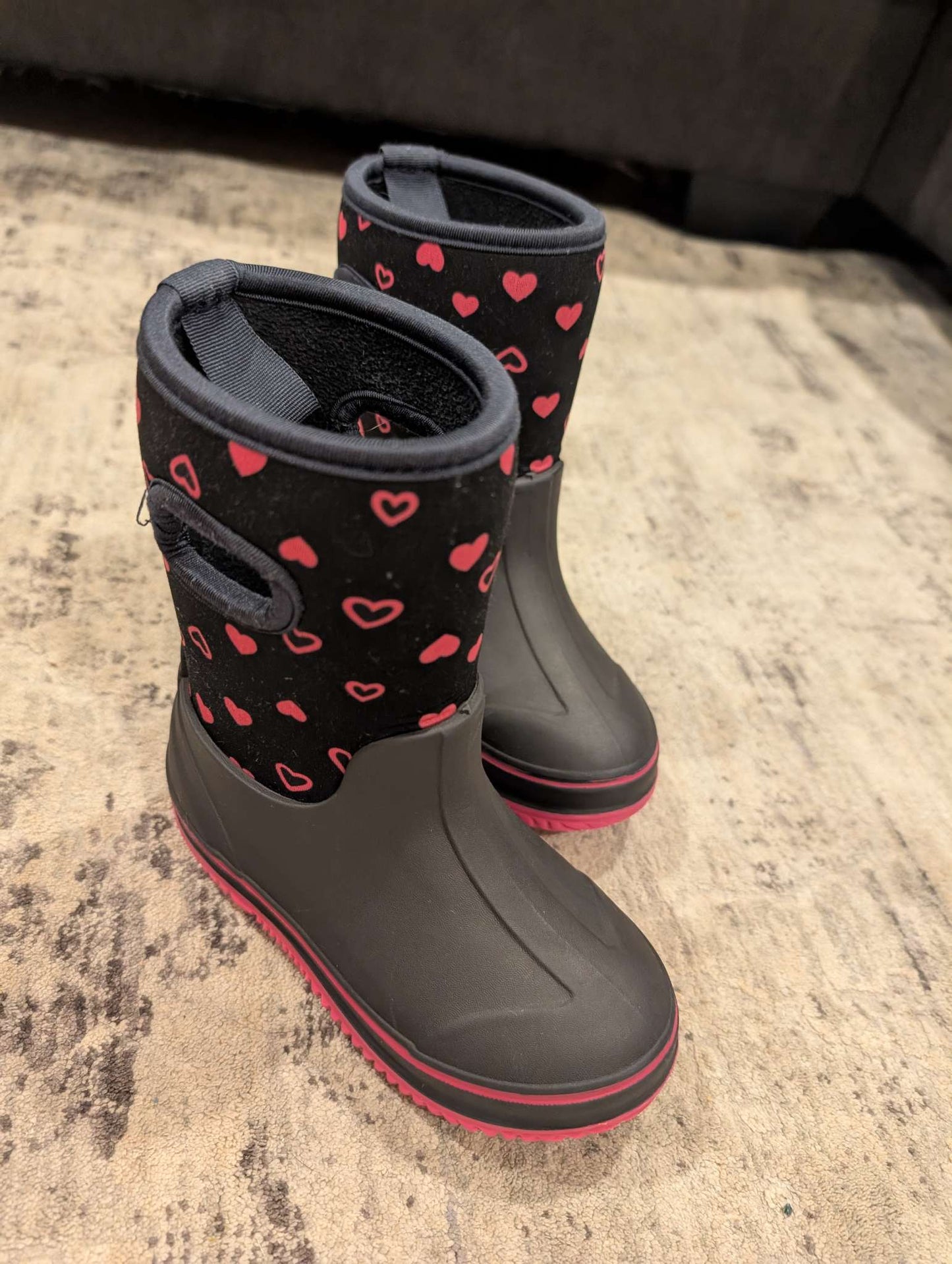 Black and pink heart boots - size 10, Shoes 10 (Toddler:2-4yr)
